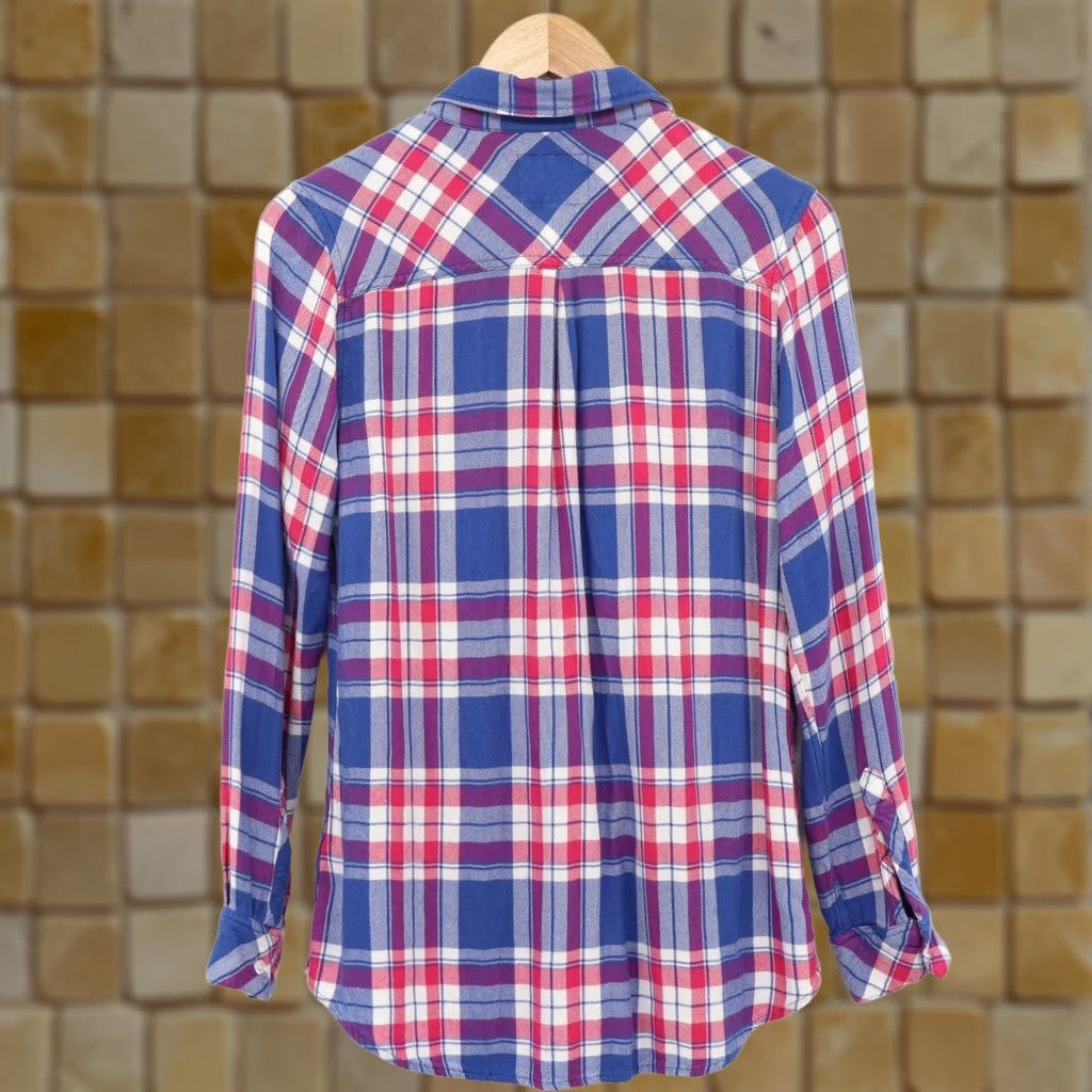 Rails Rails Button-Down Shirt Women M Plaid Rayon Blue Pink Henley? Size M / US 6-8 / IT 42-44 - 1 Thumbnail