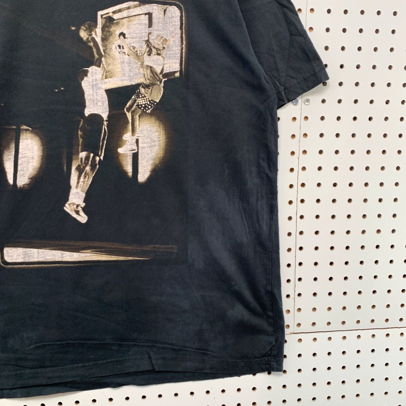 Jordan Brand VINTAGE Jordan Shirt Mens XL Black Retro Michael Dunking Basketball 21.5x27.5 Size US XL / EU 56 / 4 - 4 Thumbnail