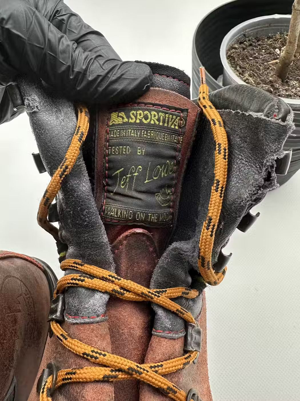 Vintage LaSportiva Hiking Vintage Boots (34) Size US 8 / EU 41 - 8 Thumbnail