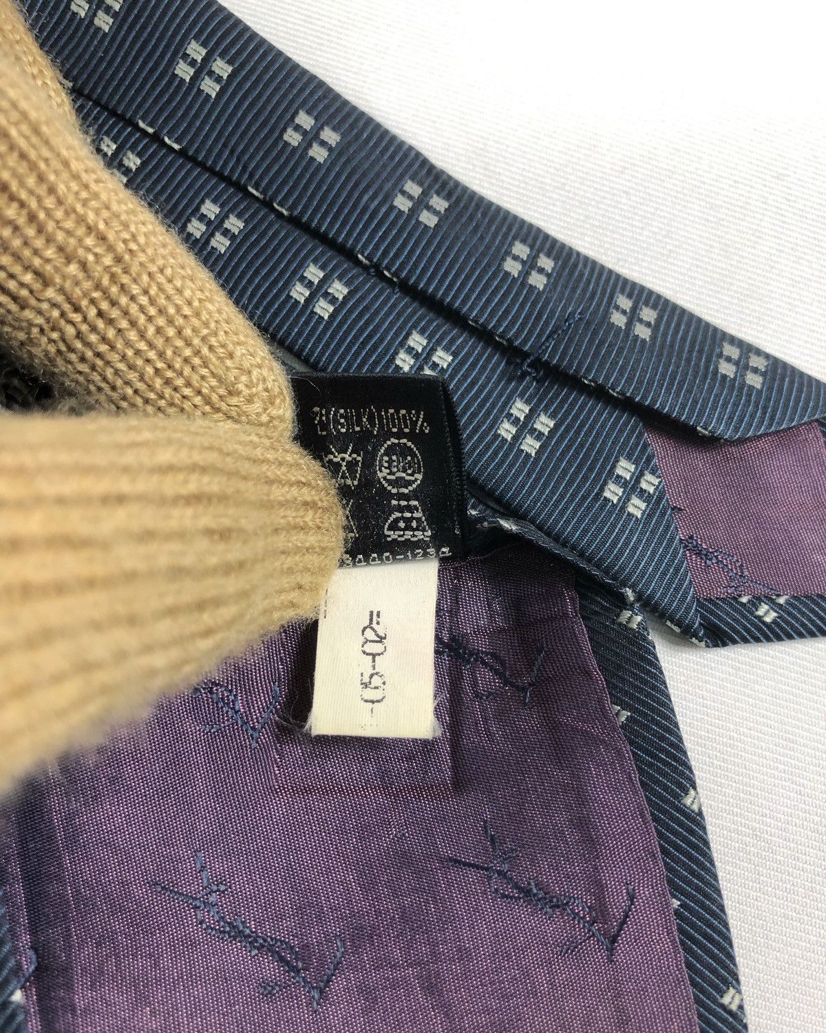 Yves Saint Laurent Rare Vintage Yves Saint Laurent YSL Silk Tie Size ONE SIZE - 8 Thumbnail