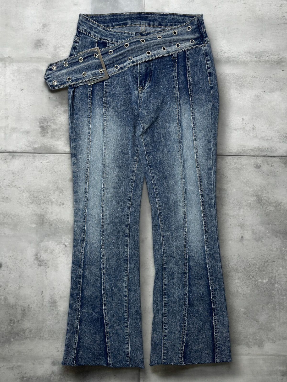 Vintage Vintage avant garde flared bootcut jeans belt if6was9 lgb Size 28" / US 6 / IT 42 - 1 Thumbnail