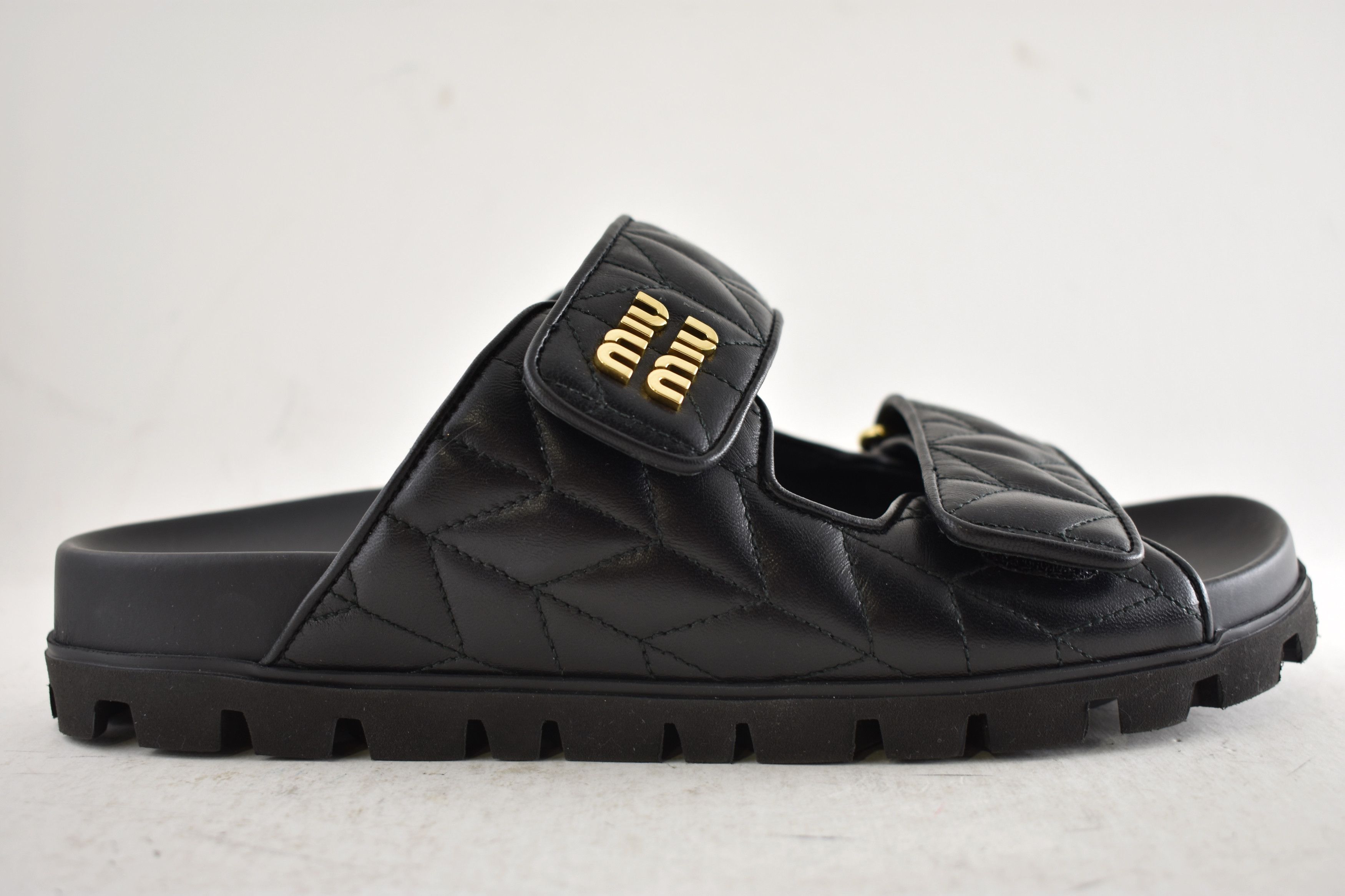 Miu Miu Miu Miu Matelasse Nappa Leather Logo Strap Slide Sandal 39 Size US 9 / IT 39 - 2 Thumbnail