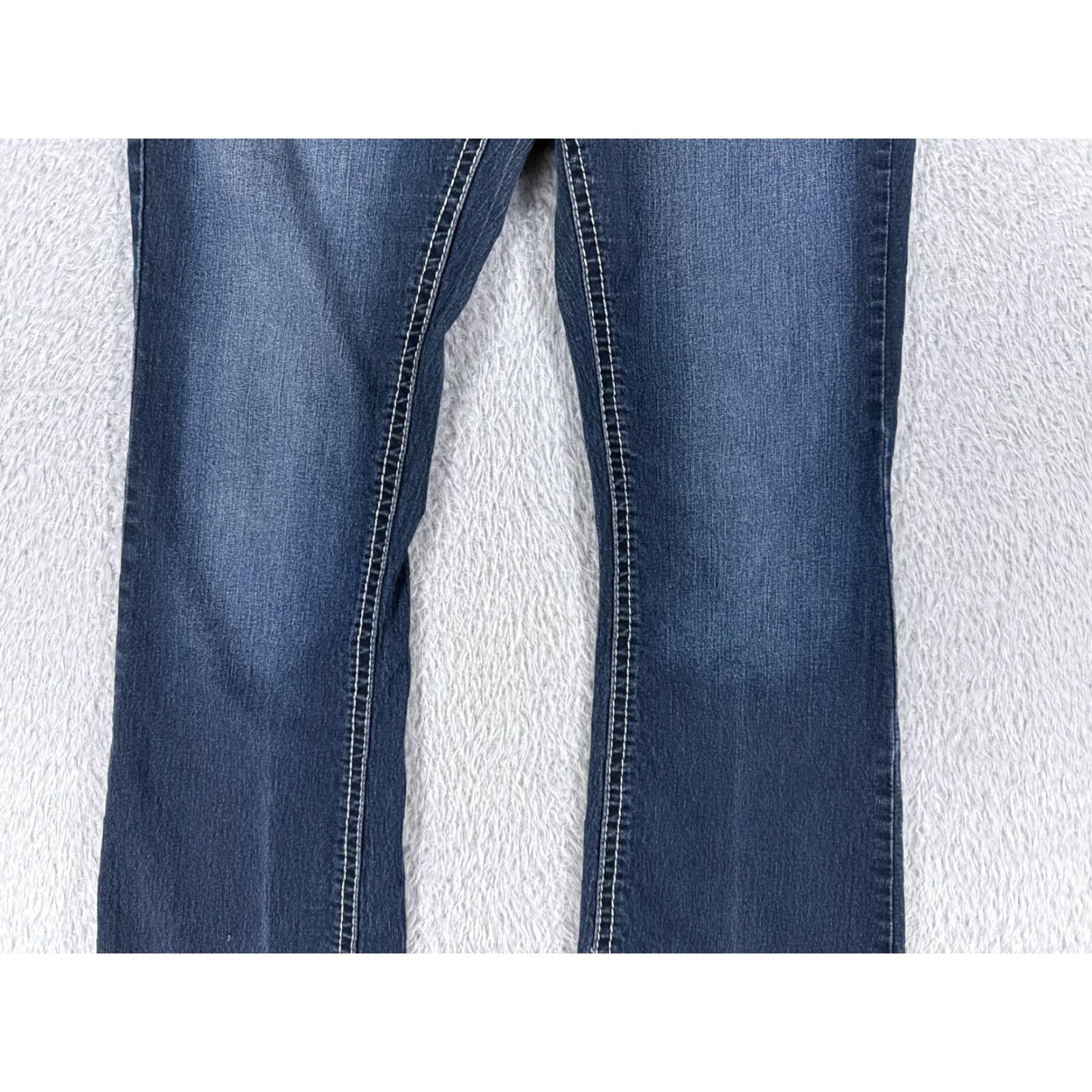 Denime Love Indigo Jeans Women 8 Blue Denim Flared Low Rise 30x30 Embroidered Sequin 5-Pocket Cotton Blend Medium Wash Vintage No N/A Size 30" / US 8 / IT 44 - 3 Thumbnail