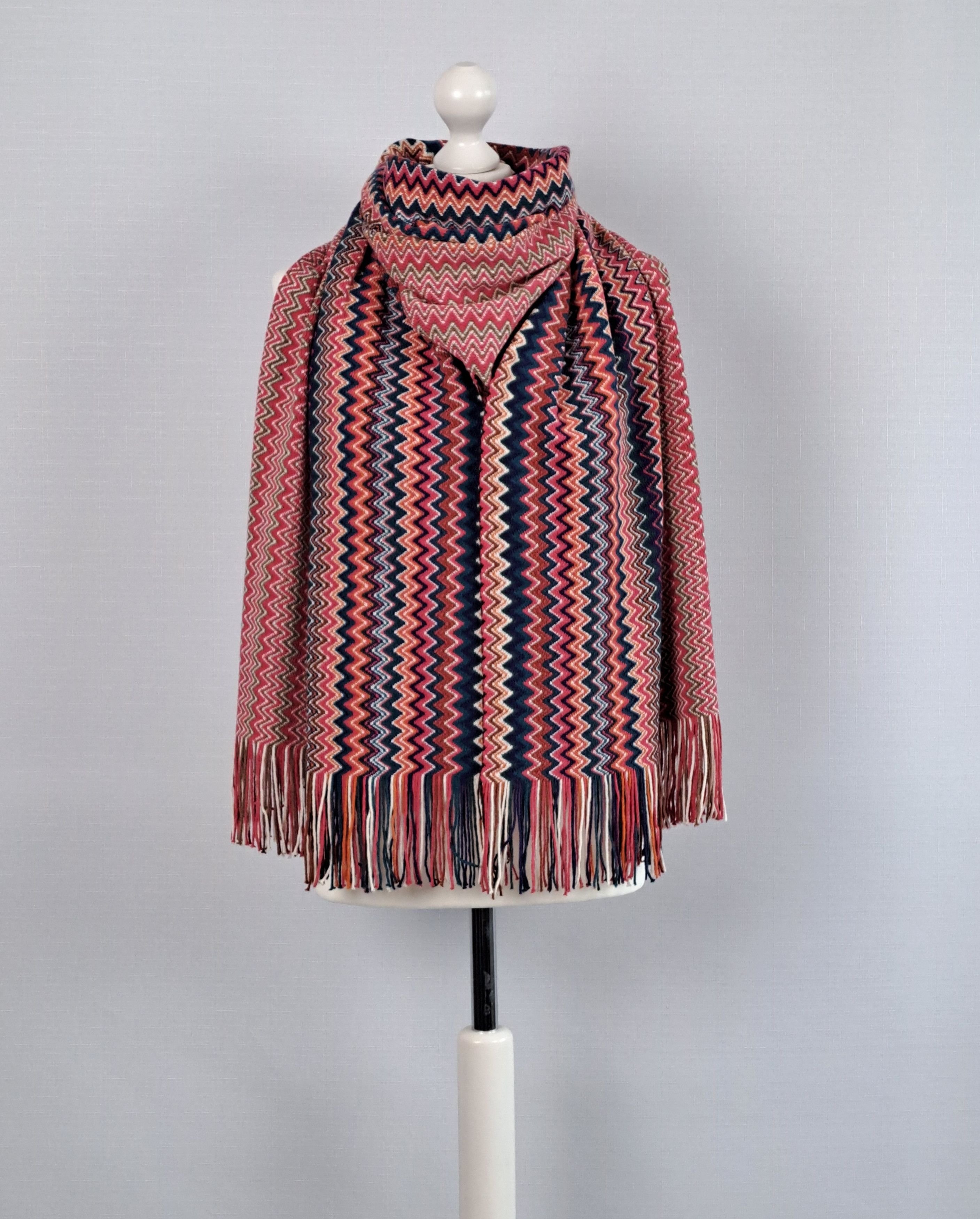 Missoni MISSONI large iconic zig zag pattern wool blend scarf. Size ONE SIZE - 9 Thumbnail