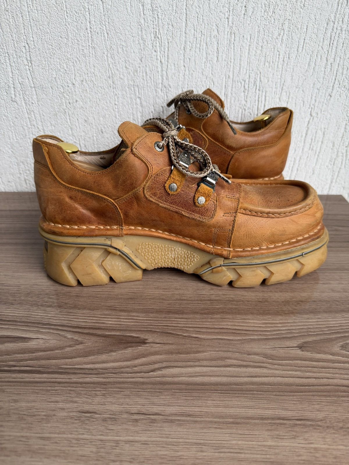 New Rock Vintage platform boots Size US 12 / EU 45 - 13 Thumbnail
