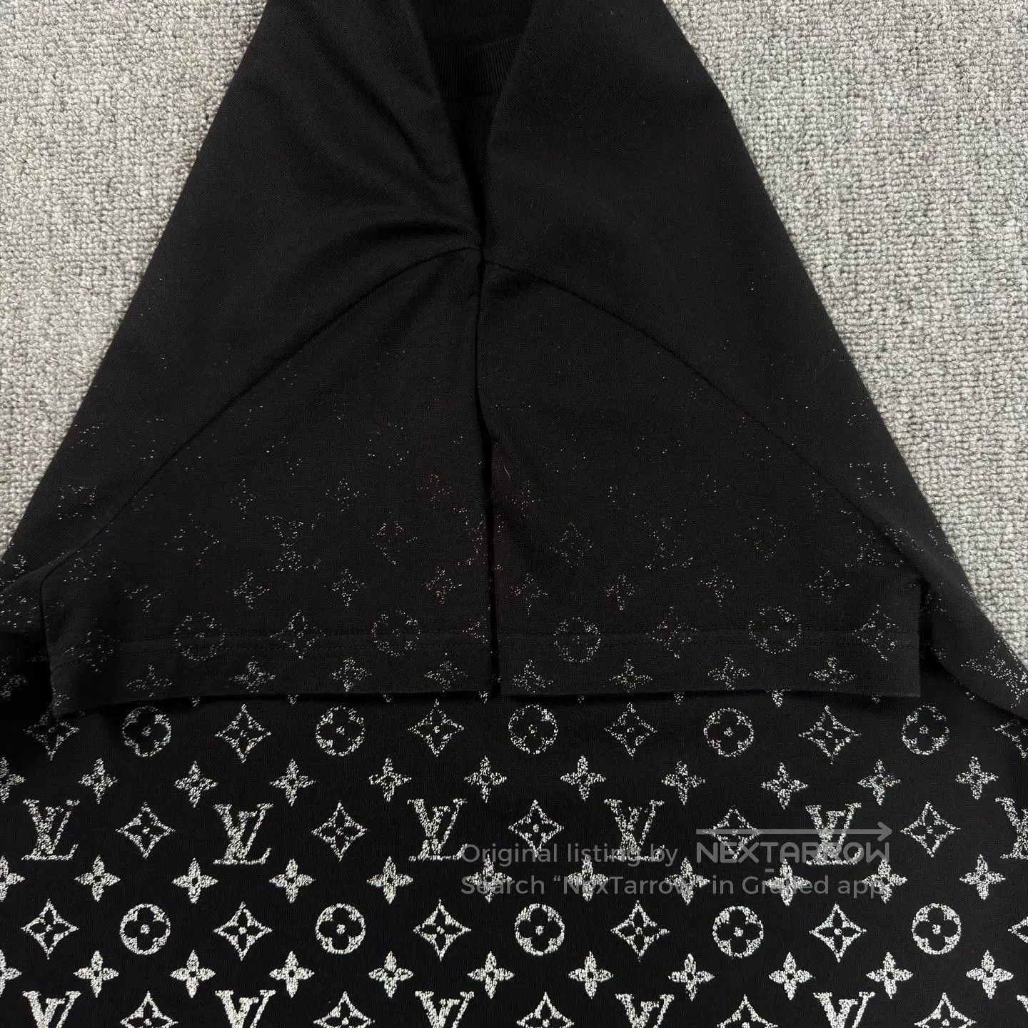 Louis Vuitton LV Monogram Gradient Black White Tee. Size XS / US 0-2 / IT 36-38 - 6 Thumbnail