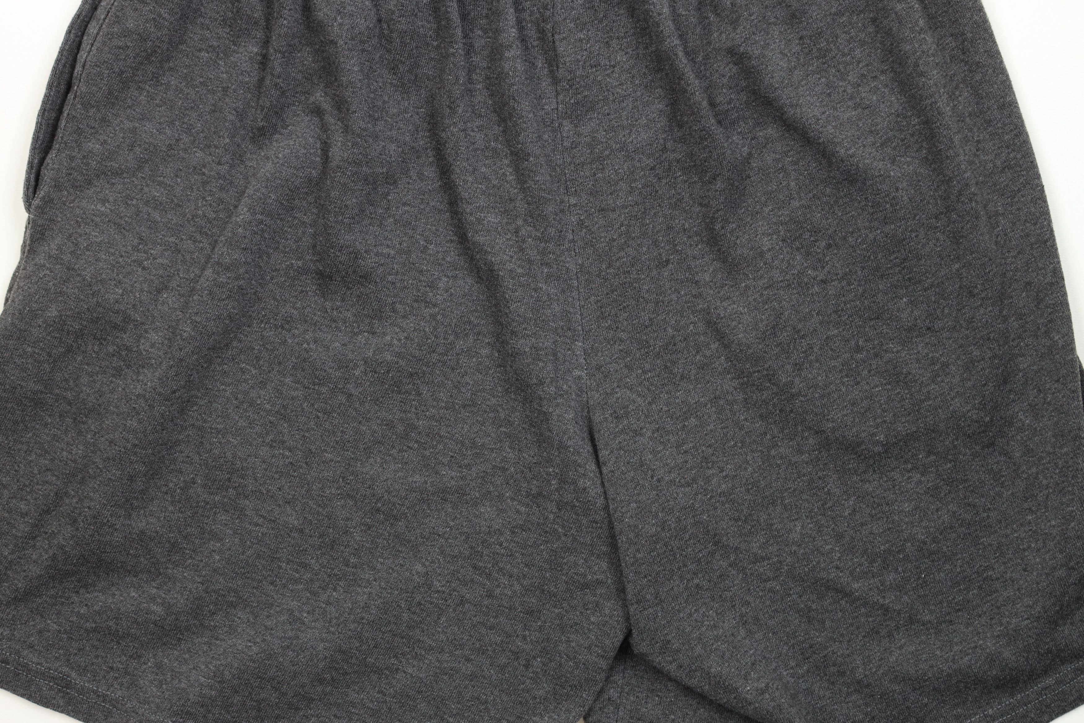 Champion Vintage Champion Above Knee Heavyweight Shorts Charcoal Gray Size US 34 / EU 50 - 12 Thumbnail