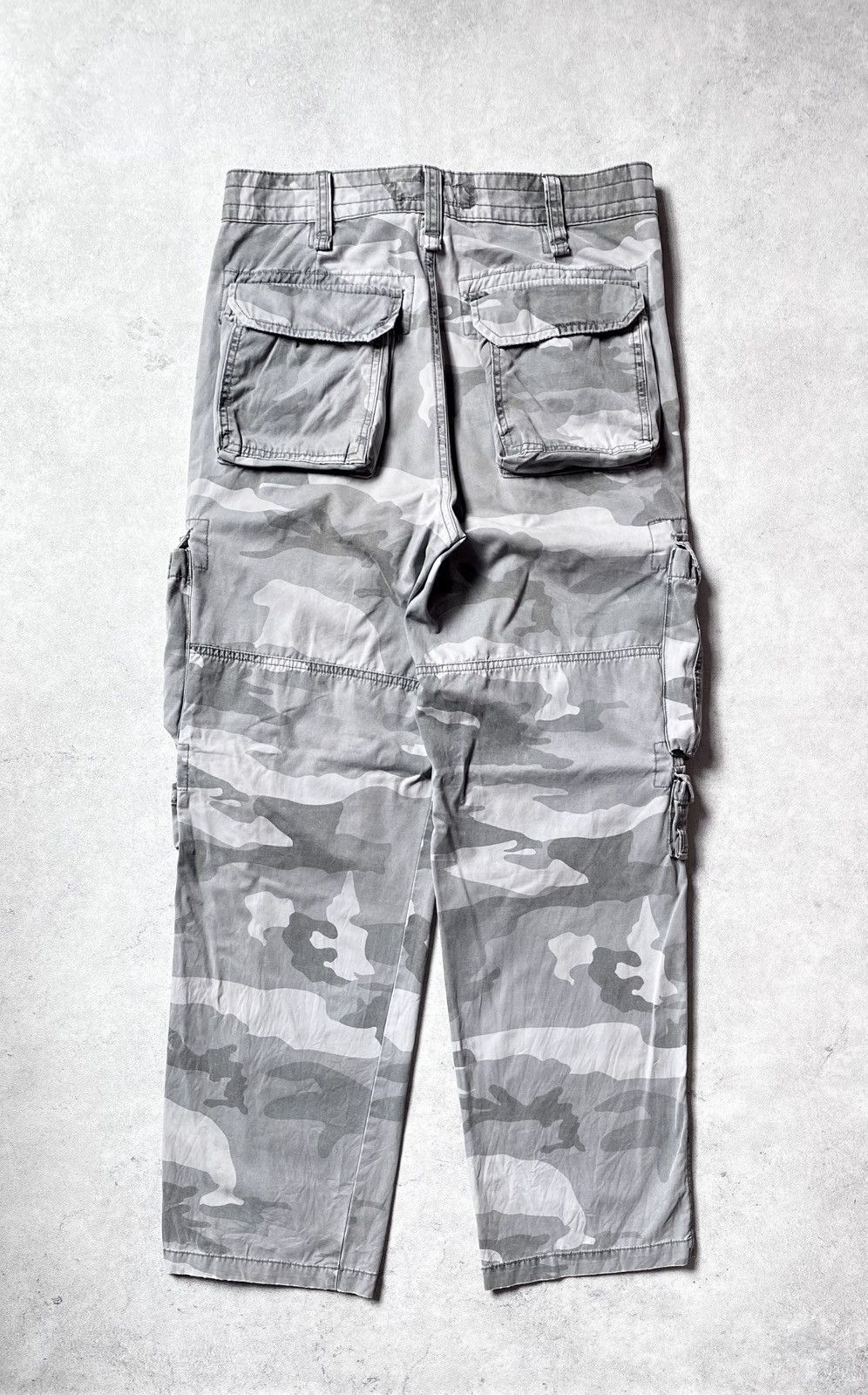 If Six Was Nine Y2K Mossimo Camo Cargo Multipocket Baggy 90s Skater Size US 32 / EU 48 - 3 Thumbnail