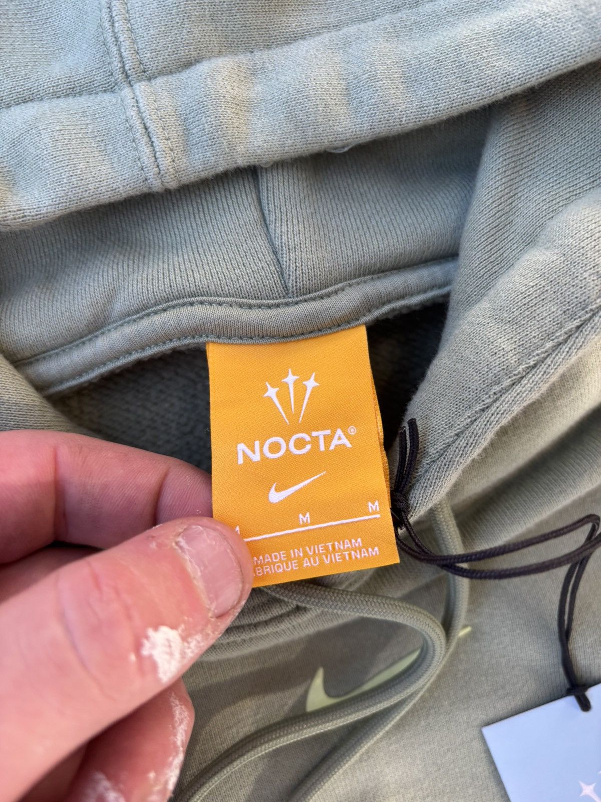 NOCTA × Nike Nocta Green Center Swoosh x Nike Brand new with tags Size US M / EU 48-50 / 2 - 4 Thumbnail