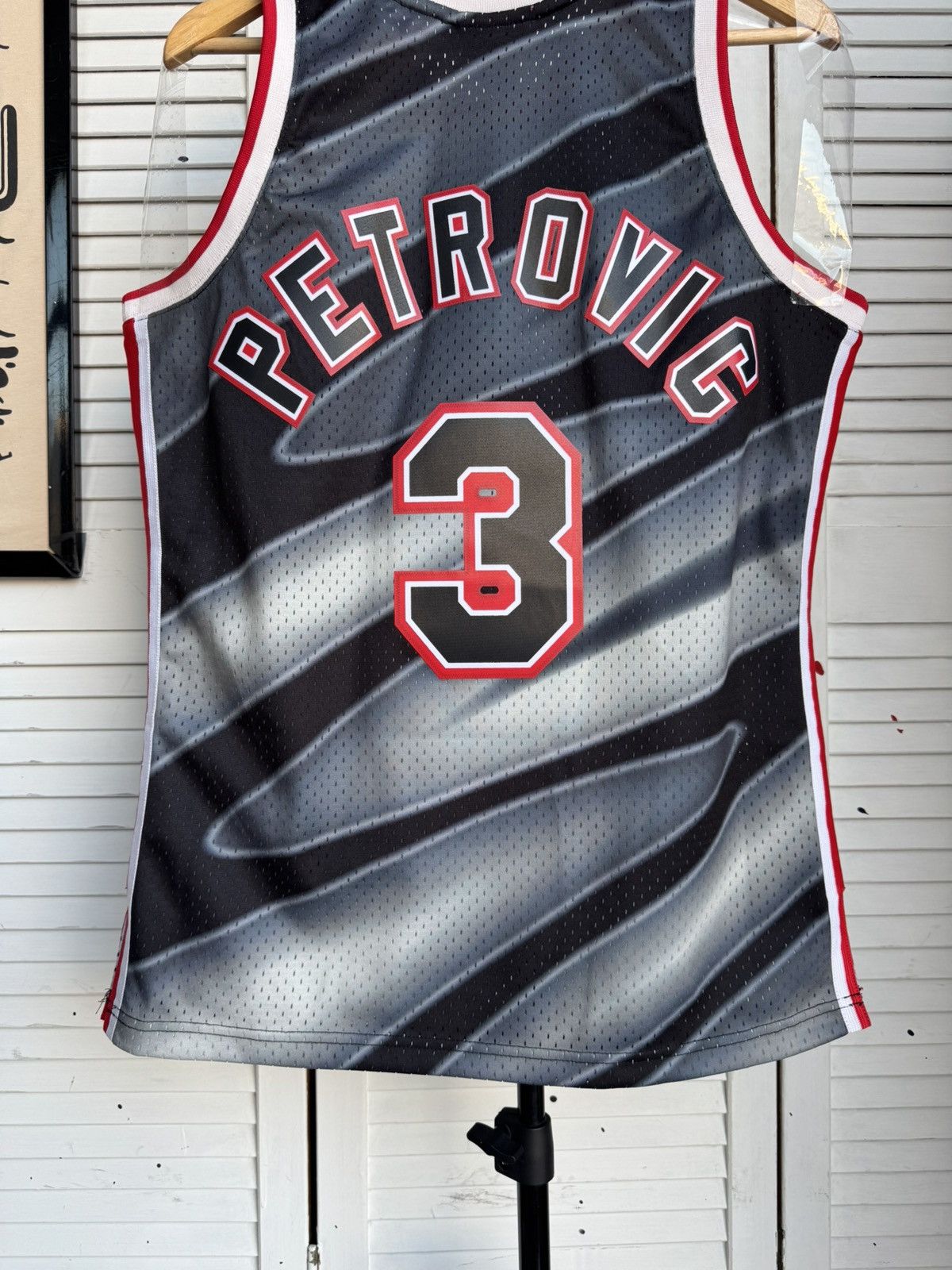 Mitchell & Ness Mitchell & Ness 3 Drazen Petrovic New Jersey Nets Reload 3.0 Size US M / EU 48-50 / 2 - 11 Thumbnail