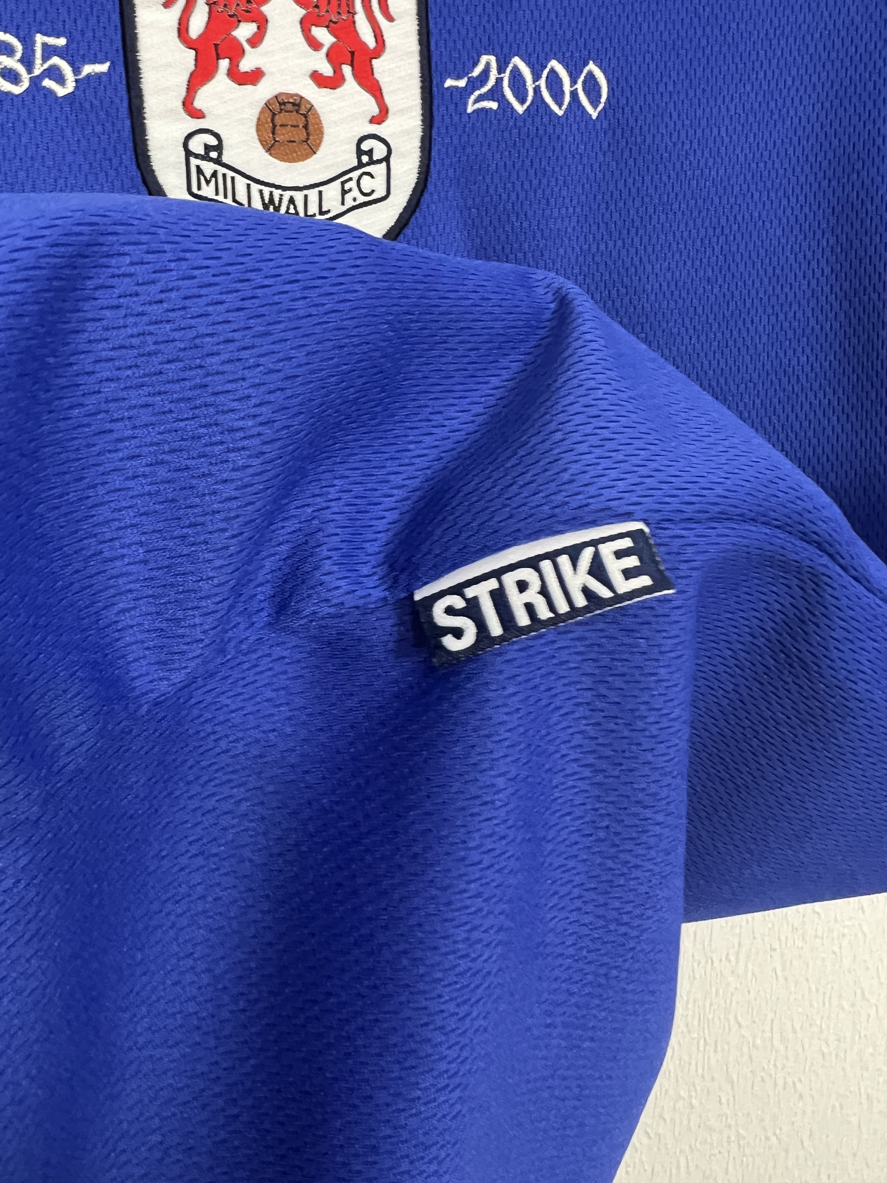 Vintage Millwall Home football shirt 2000 Soccer Blue Jersey Mens Size US M / EU 48-50 / 2 - 4 Thumbnail