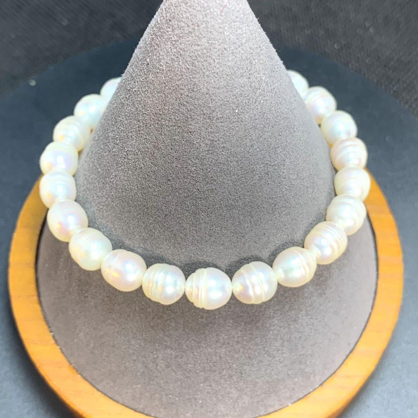 Other Cultured Freshwater Pearl Bracelet Elastic No Clasp 7mm Oval Size ONE SIZE - 3 Thumbnail