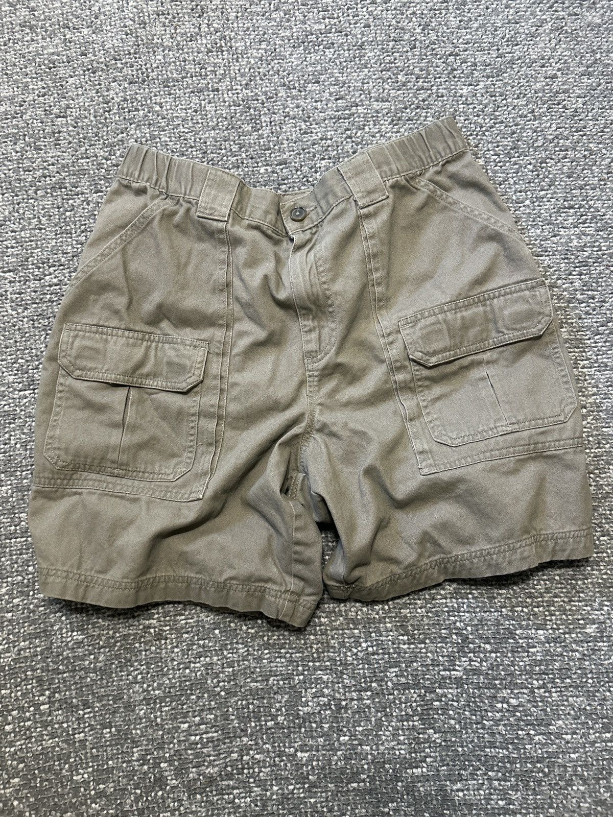 Vintage Vintage Baggy Front Pocket Cargo Shorts Size US 34 / EU 50 - 1 Thumbnail