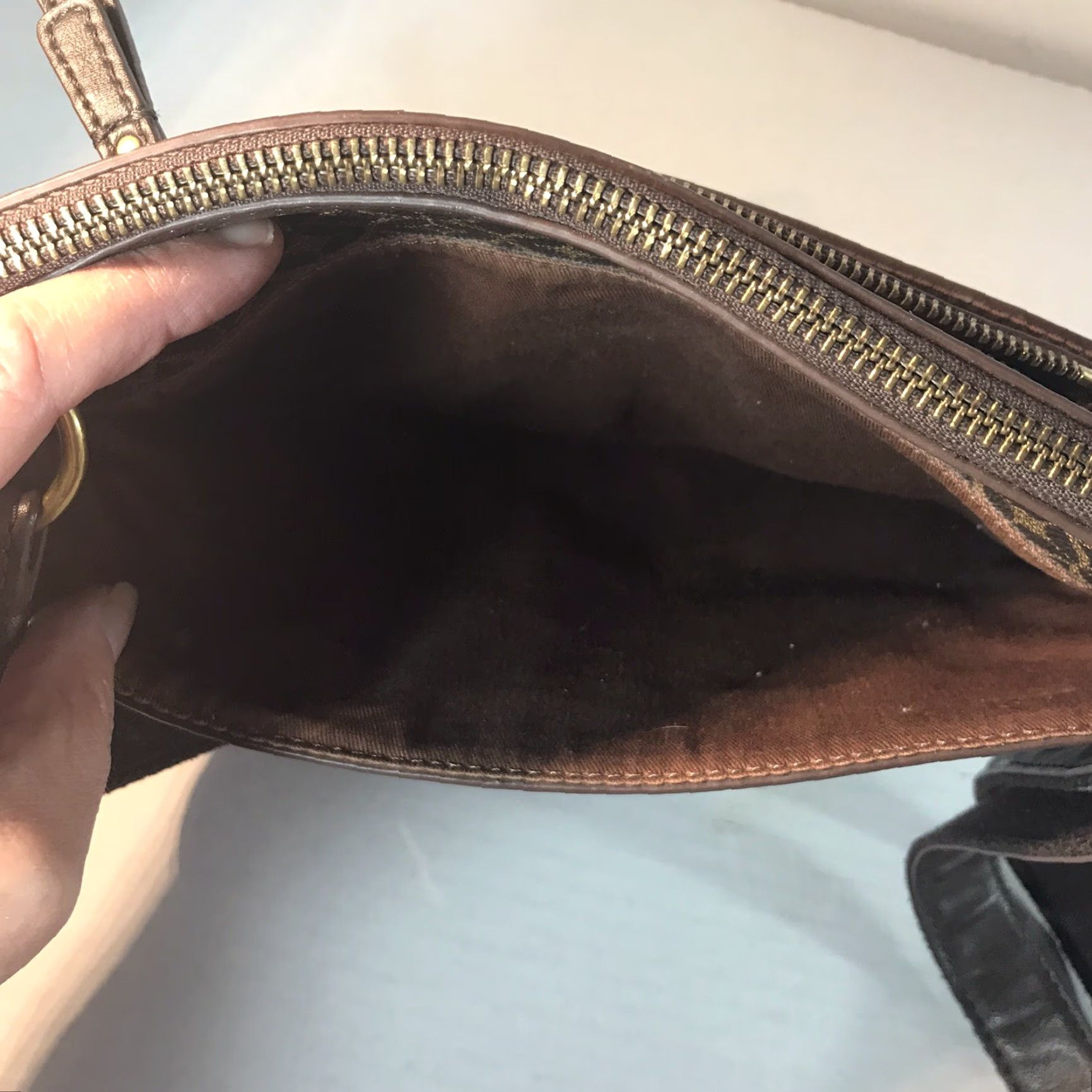 Fossil Fossil Brown & Gold Faux Leather Medium Crossbody Bag - Adjustable Strap, Geometric Pattern, Casual/Business, Womens Size ONE SIZE - 5 Thumbnail