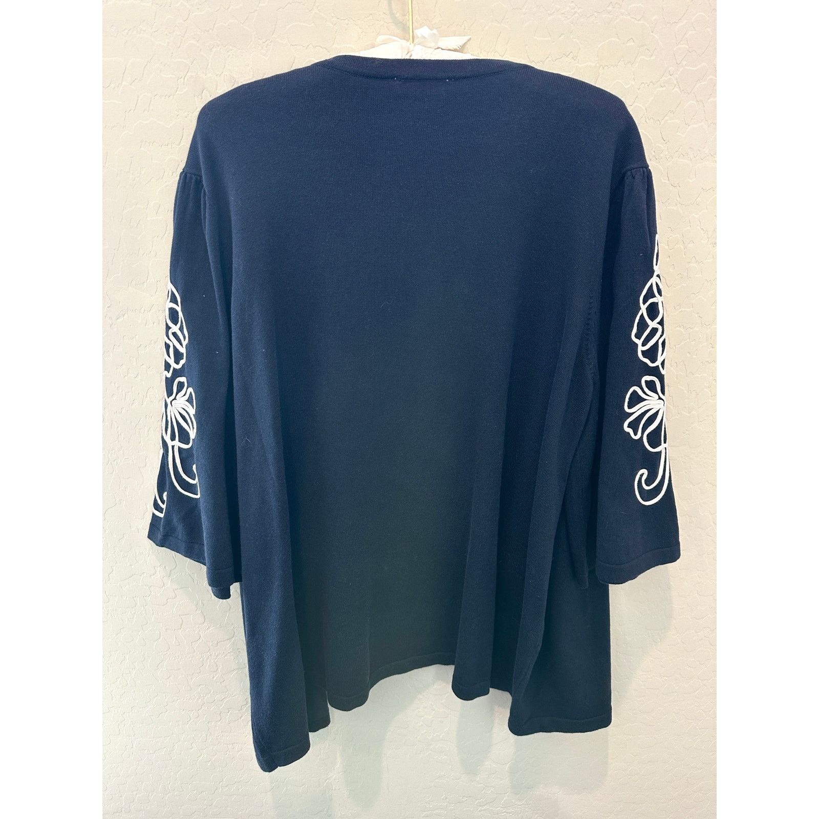Chicos CHICOS | Navy White Embroidered Sleeve Open Sweater Cardigan Size XXL / US 16-18 / IT 52-54 - 5 Thumbnail