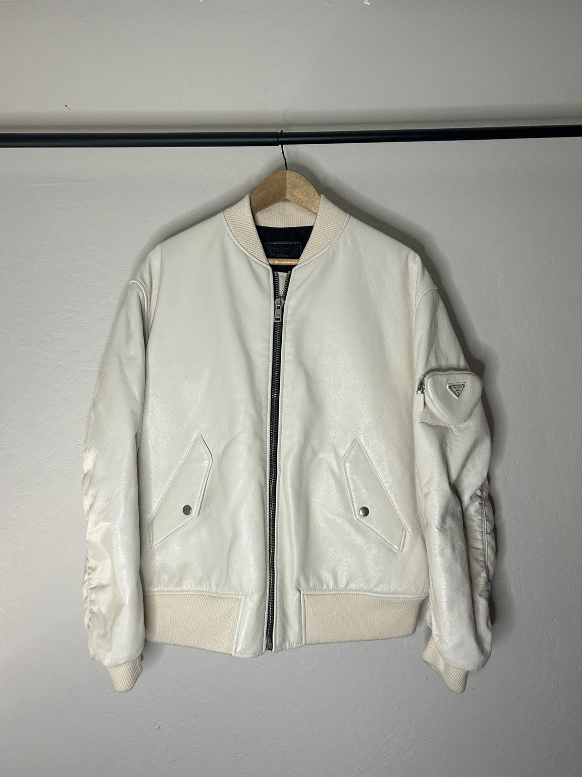 Prada Prada Raf Simons White Leather Bomber Size US L / EU 52-54 / 3 - 1 Thumbnail