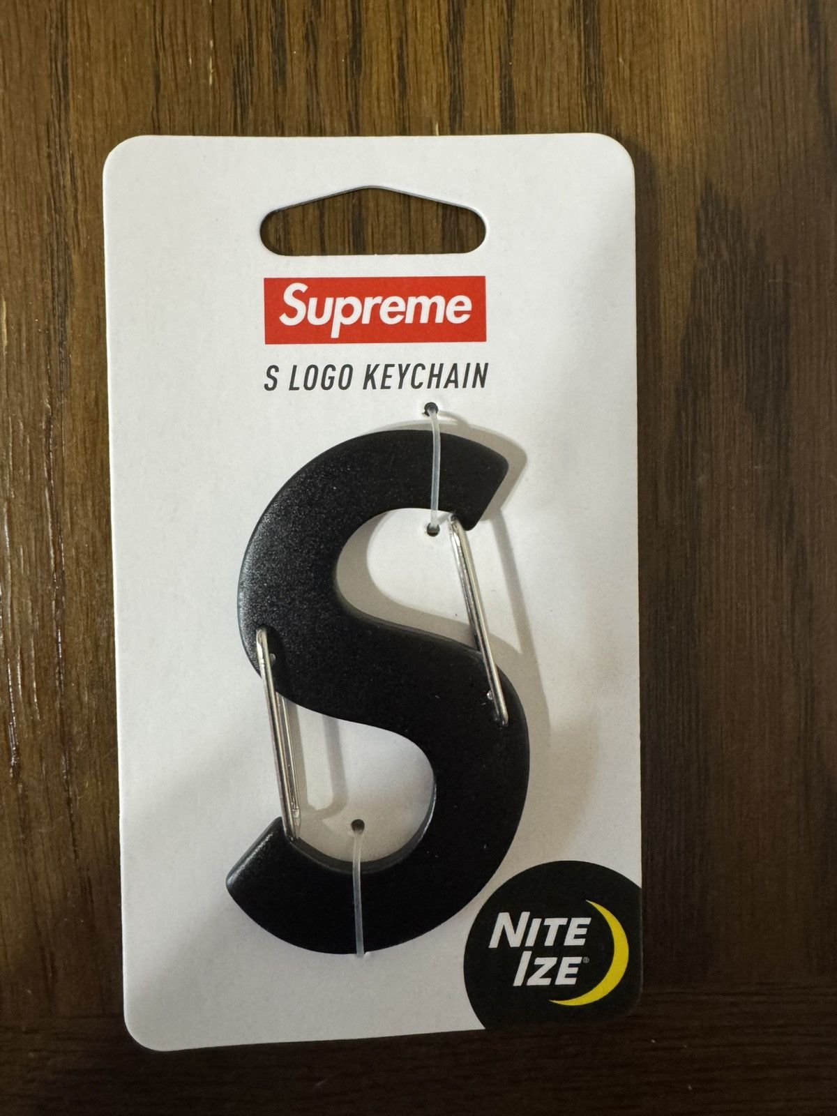 Supreme Supreme Nite Ize S Logo Keychain Red FW21 | Grailed