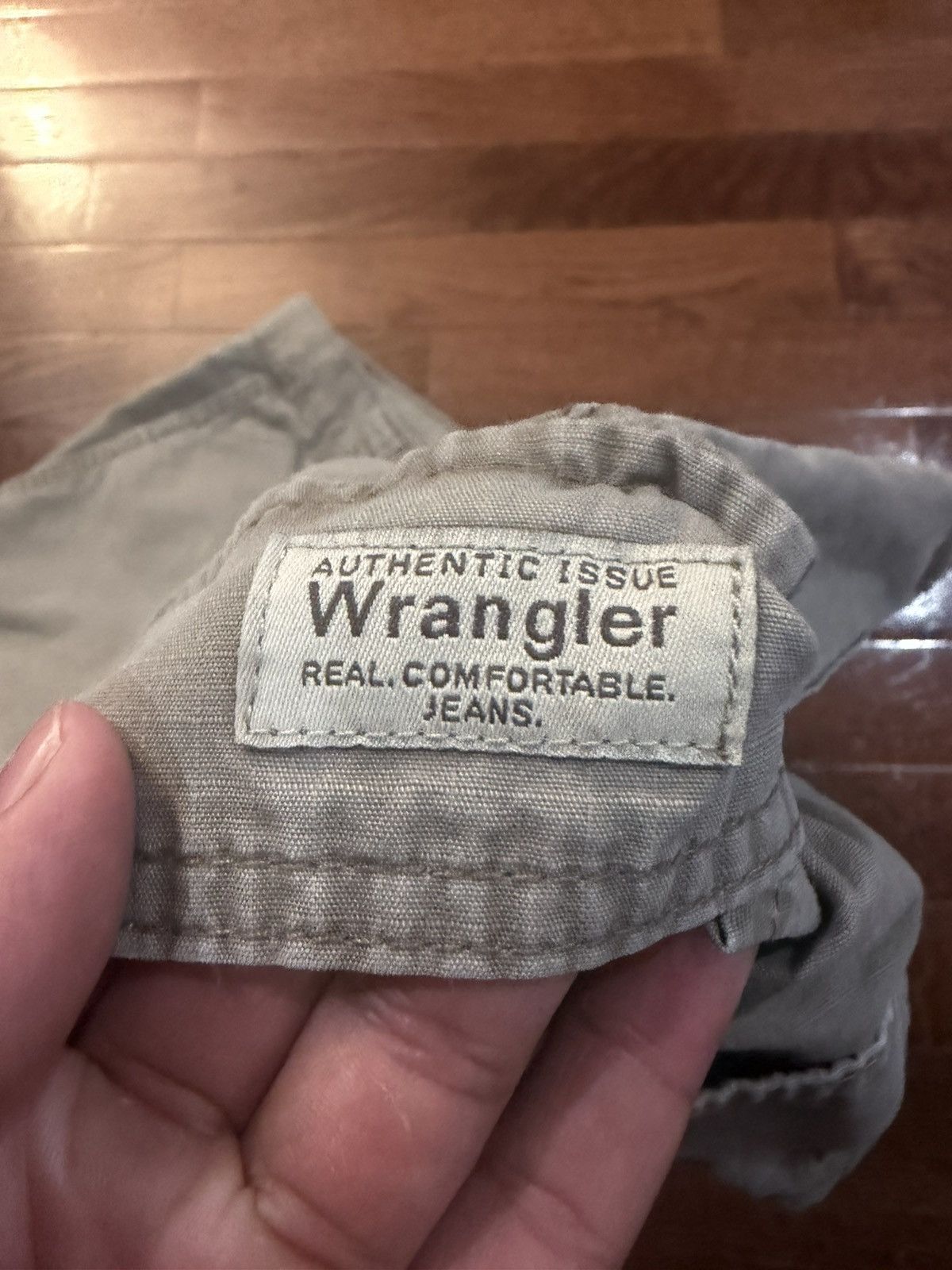 Wrangler Y2K Wrangler Men's Beige Canvas Cargo Shorts Cotton Flat Size US 32 / EU 48 - 2 Thumbnail