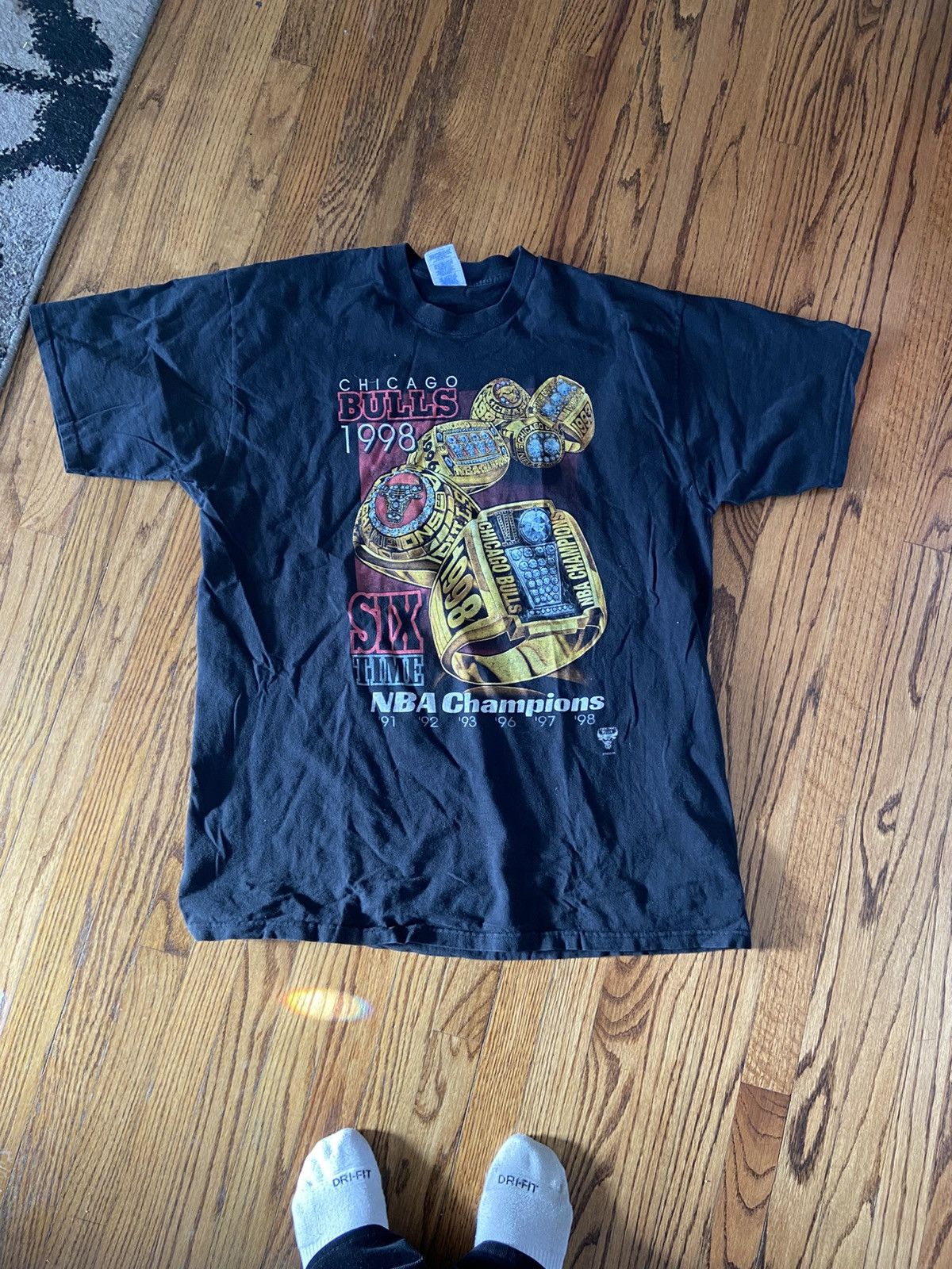 NBA × Pro Player × Vintage Vintage Chicago bulls 1998 championship shirt Size US XXL / EU 58 / 5 - 1 Thumbnail