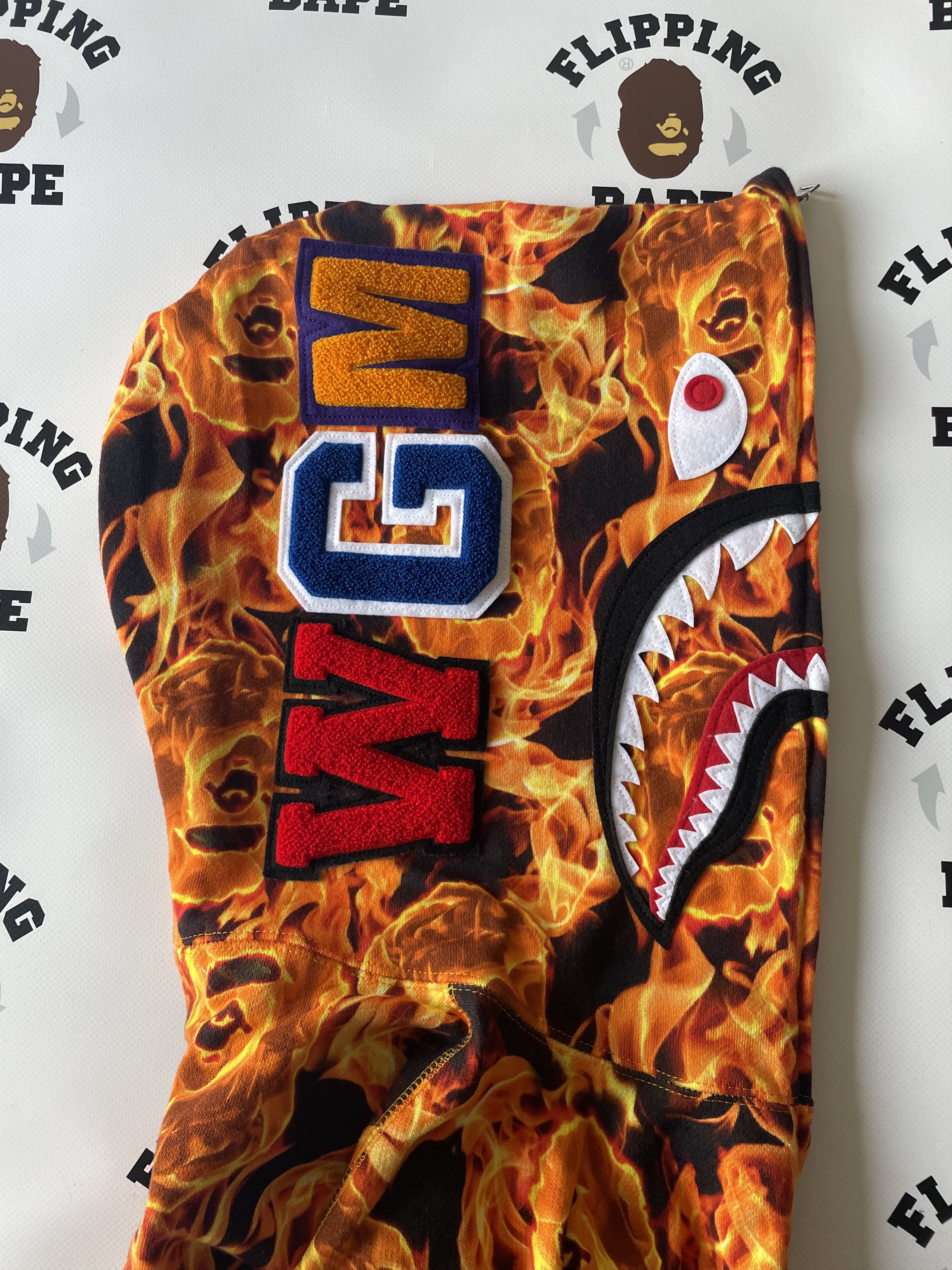 Bape BAPE FLAME SHARK FULL ZIP HOODIE Size US XXL / EU 58 / 5 - 4 Thumbnail