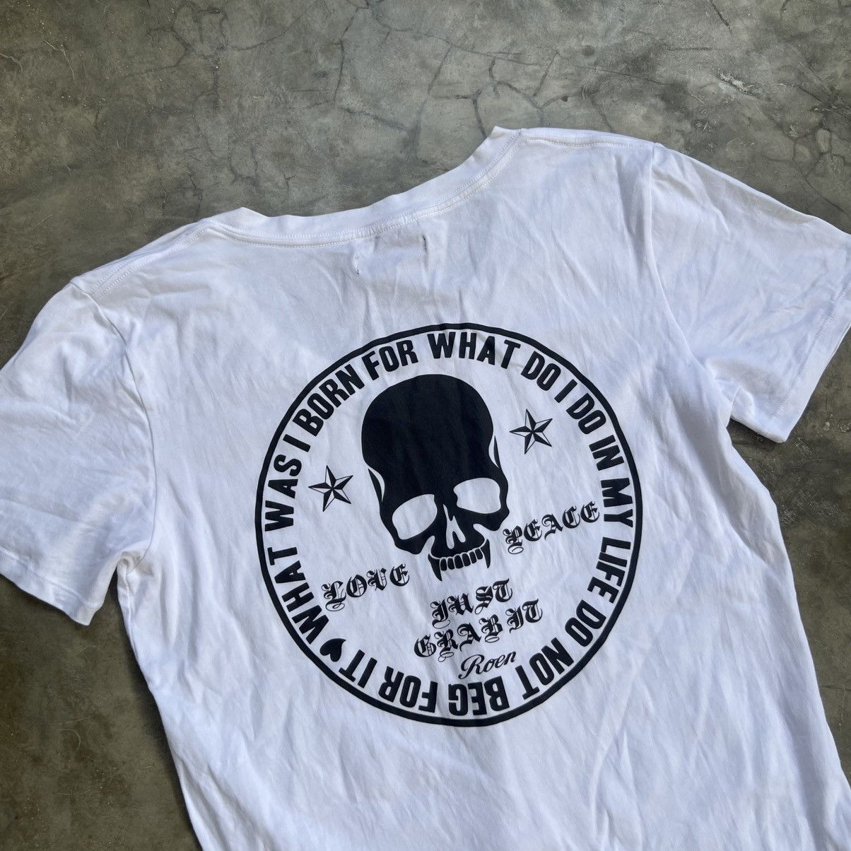 Roen 2000s Roen Mastermind Vkei Style V Neck Skull T-Shirt Size US M / EU 48-50 / 2 - 3 Thumbnail