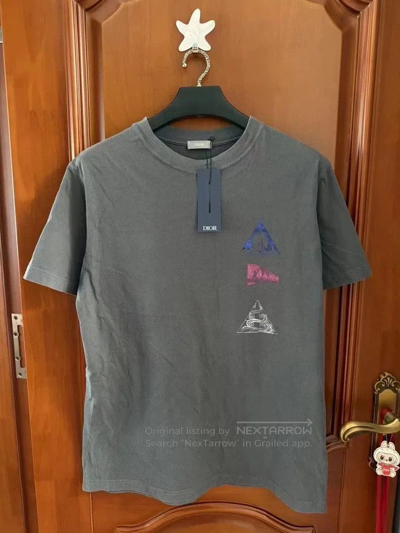 Dior Gray Space Graffiti Short Sleeve Tee.