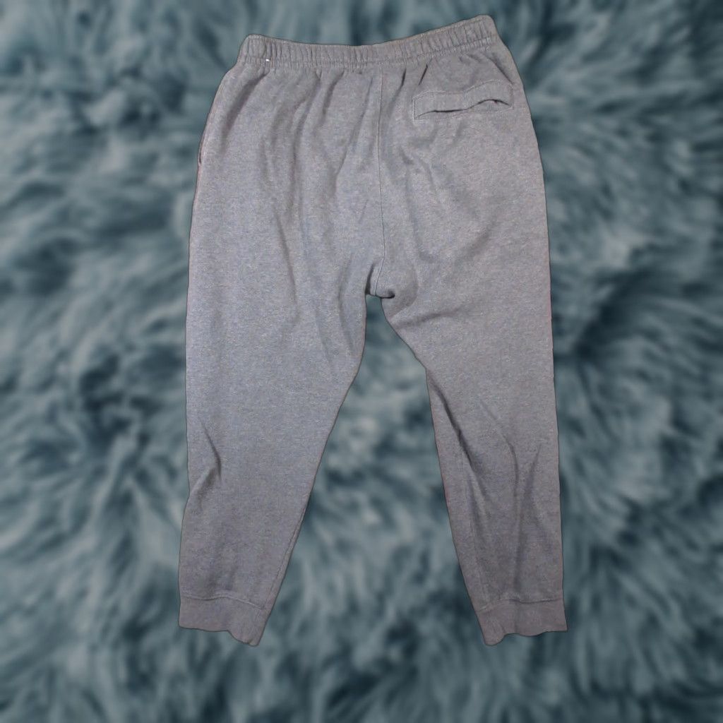 Nike Nike Sweatpants Adult L Gray Fleece Joggers Embroidered Swoosh 27 In Inseam Mens Size US 33 - 1 Thumbnail
