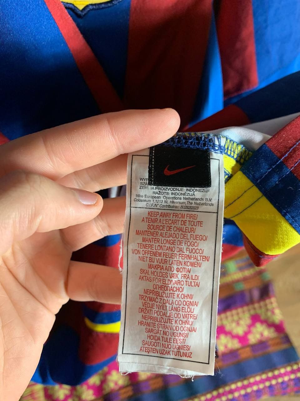 Nike VERY RARE NIKE FC BARCELONA SPAIN SOCCER JERSEY RETRO 90s Size US L / EU 52-54 / 3 - 10 Thumbnail