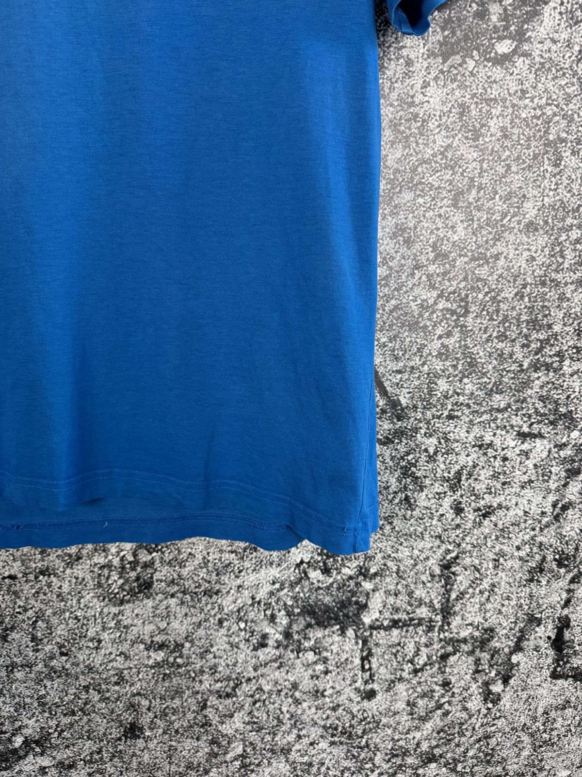 Lacoste Men’s Lacoste Live V-Neck Short Sleeve T-Shirt Blue Size 6 Size US XL / EU 56 / 4 - 5 Thumbnail