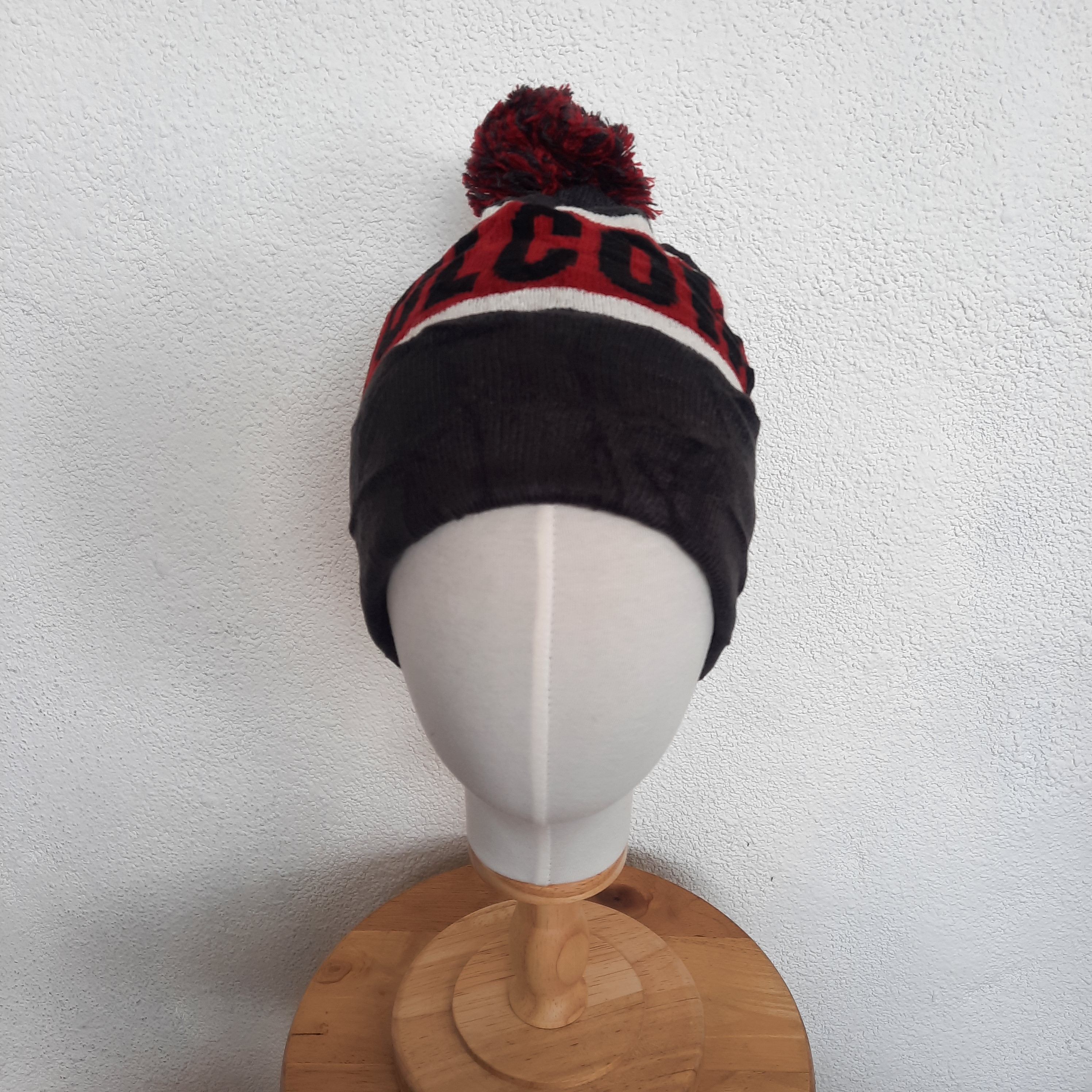 🔥Vintage volcom skate spellout beanie hat