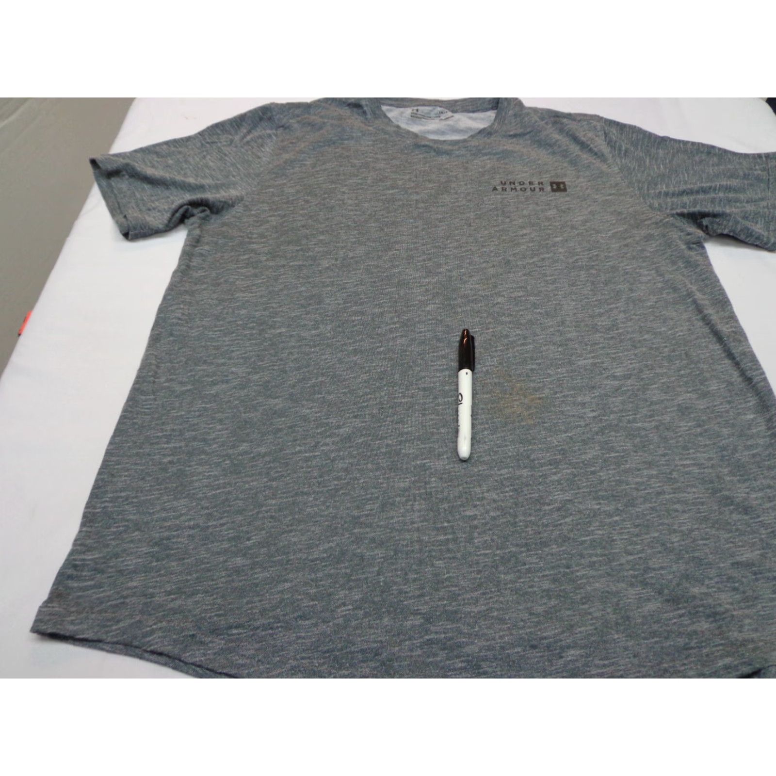 Under Armour Under Armour Men's Gray Heat Gear Short Sleeve Size Large Loose Fit T-Shirt Sports Activewear Running Gym Training Mens Size US 33 - 3 Thumbnail