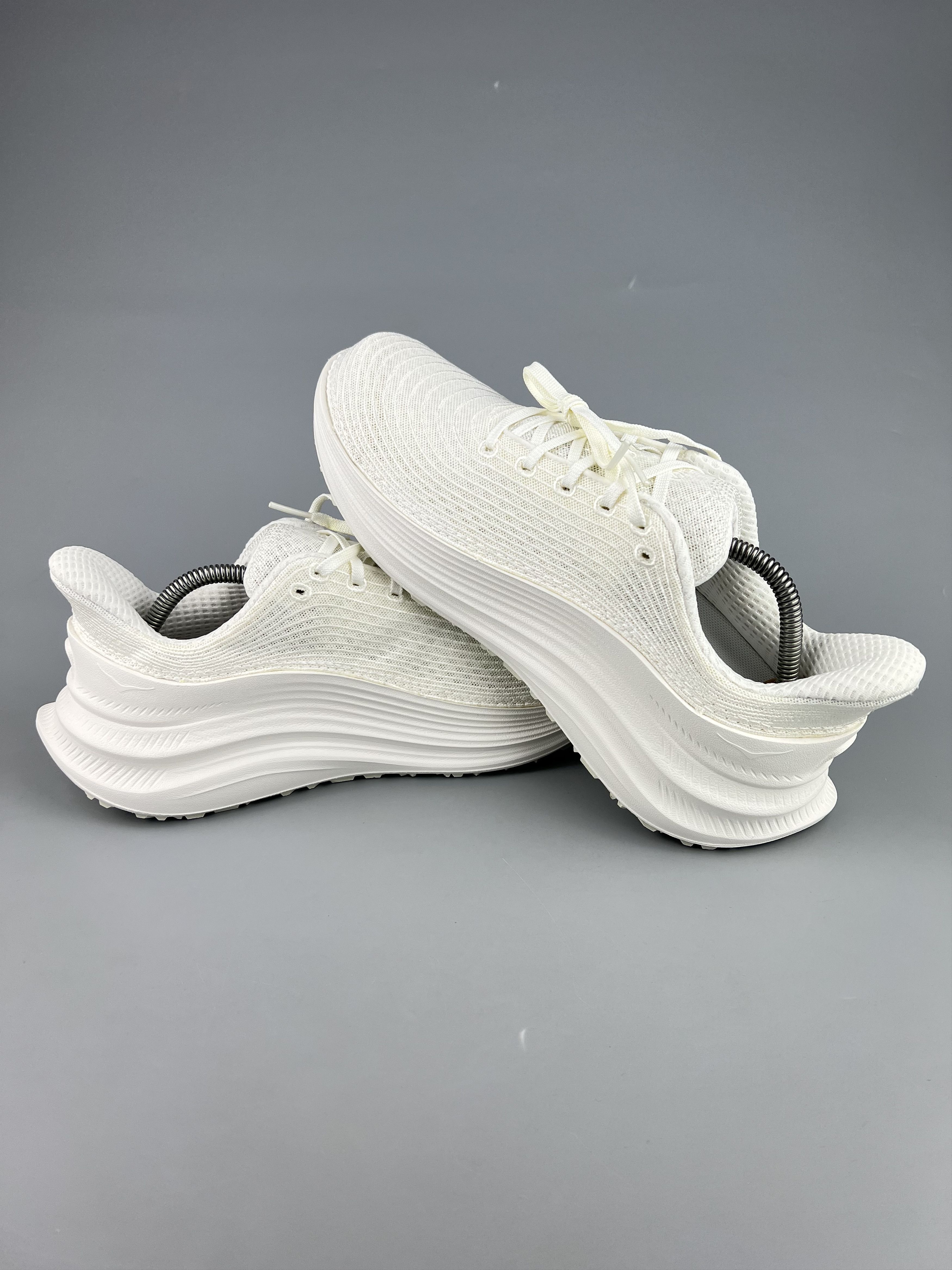 Hoka Hoka One One U Thoughtful Creation White Sneakers Size US 9.5 / IT 39.5 - 5 Thumbnail