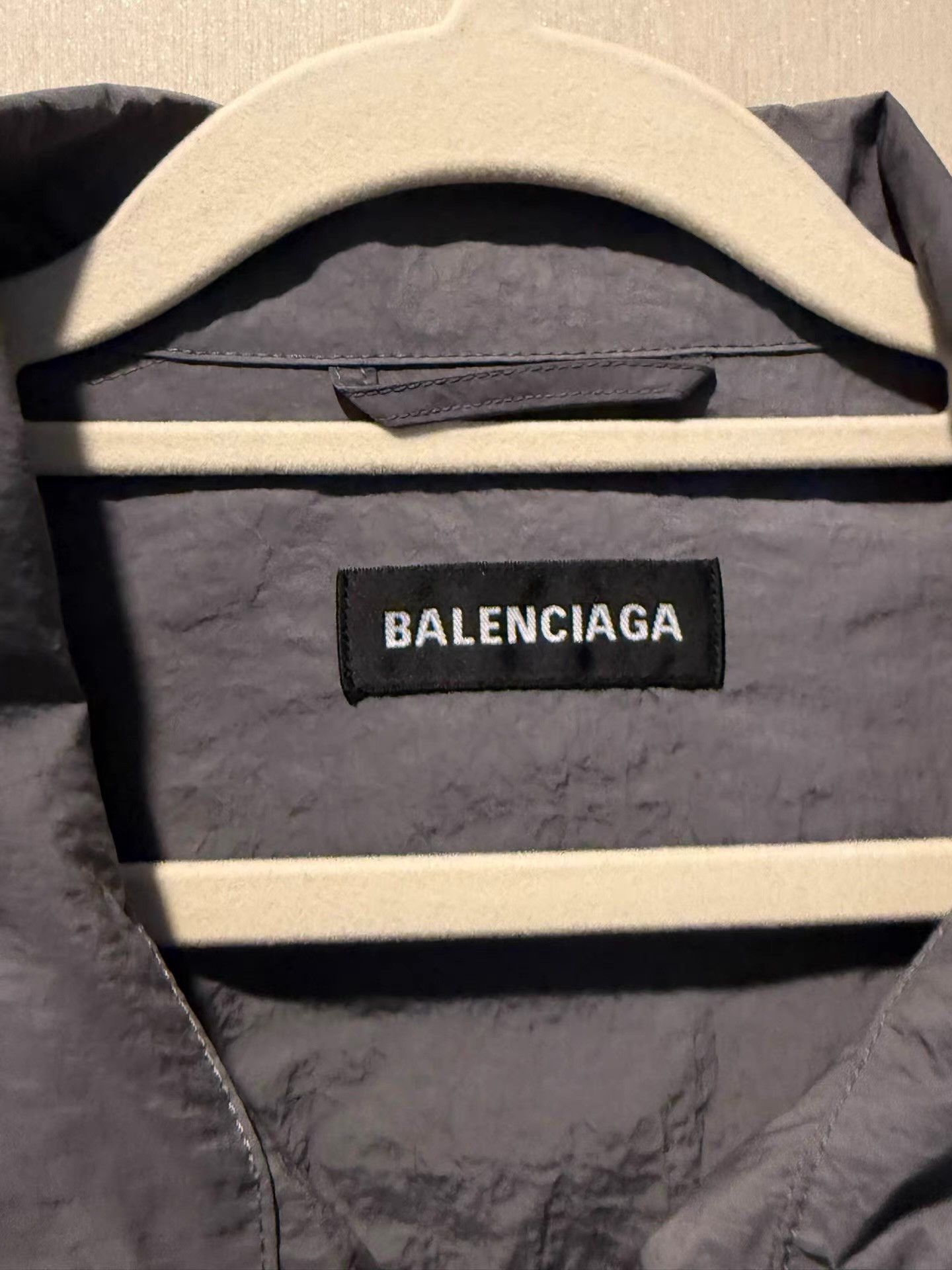 Balenciaga Balenciaga Logo Print Zip-Up High Neck LongSleeveJacket Ｑ20 Size US S / EU 44-46 / 1 - 3 Thumbnail