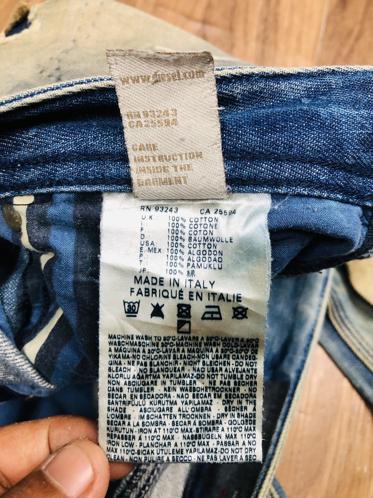 Diesel Diesal Industry Distress Jeans (36) Size US 28 / EU 44 - 15 Thumbnail