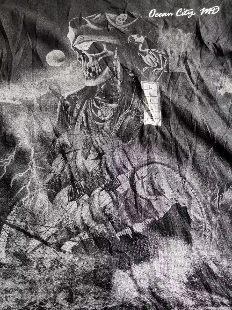 Vintage Vintage Skulls Pirates Rare Design Full Print Size US L / EU 52-54 / 3 - 10 Thumbnail