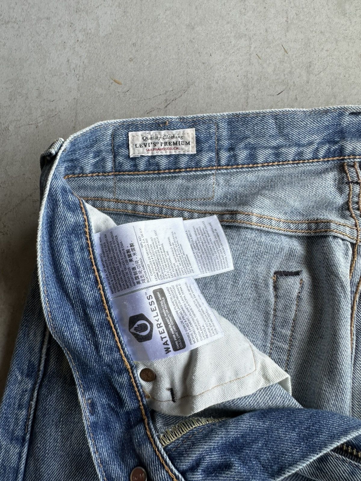 Levi's Vintage Clothing Vintage LEVI’S 505 Jeans Blue Washed Big E Denim Pants W30 Size US 30 / EU 46 - 12 Thumbnail