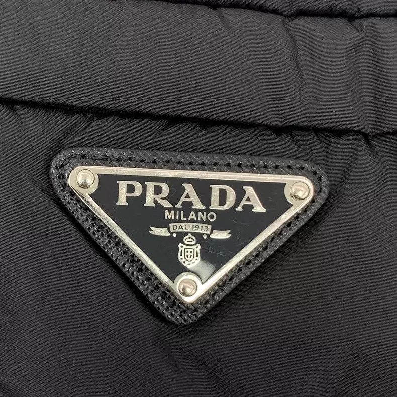Prada Prada Black triangle stand-up collar zipper long-sleeved d Size XS / US 0-2 / IT 36-38 - 5 Thumbnail