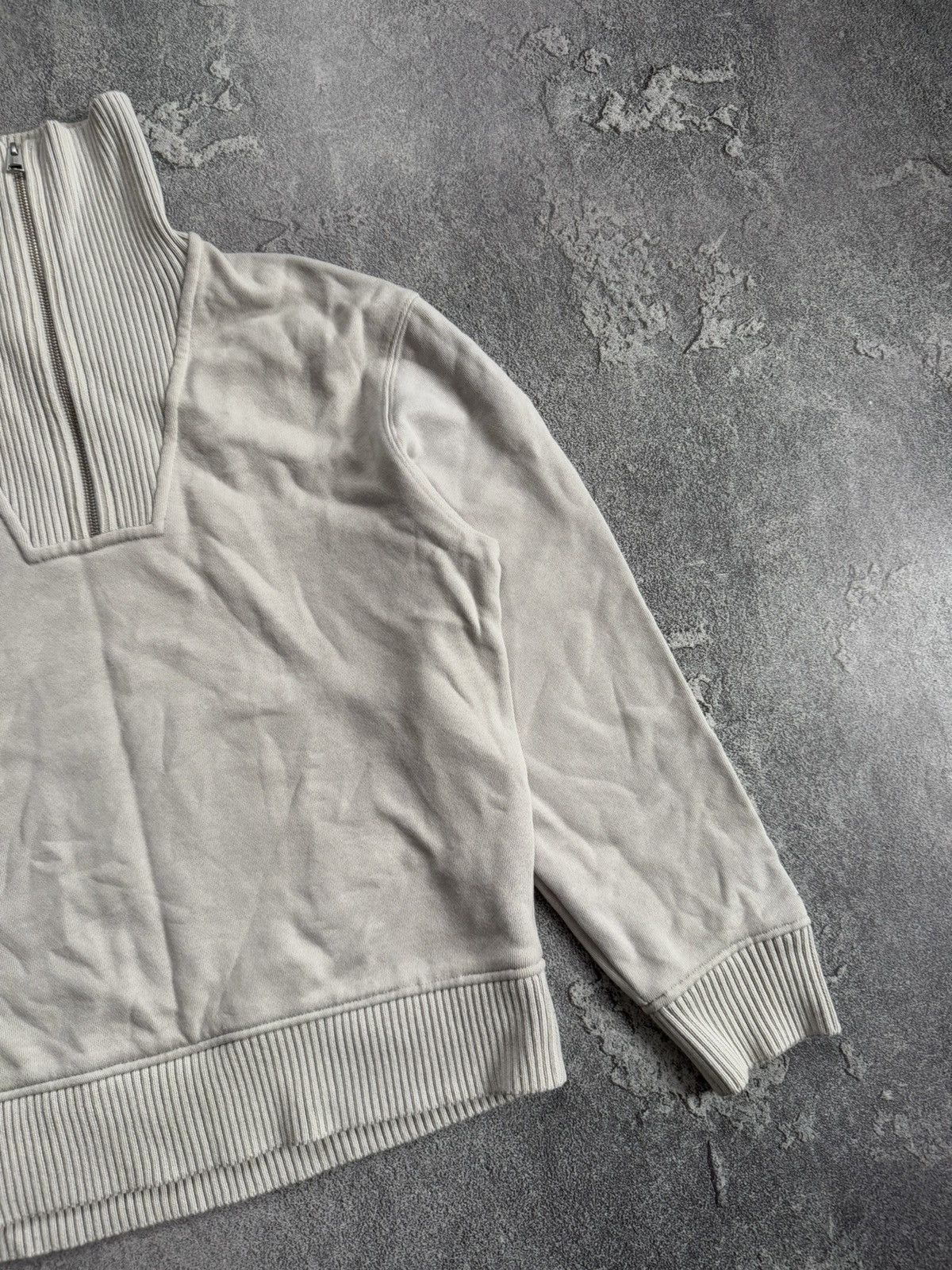 Cos × Designer COS S relaxed 1/4 zip sweatshirt turtleneck jumper pullover Size US S / EU 44-46 / 1 - 7 Thumbnail