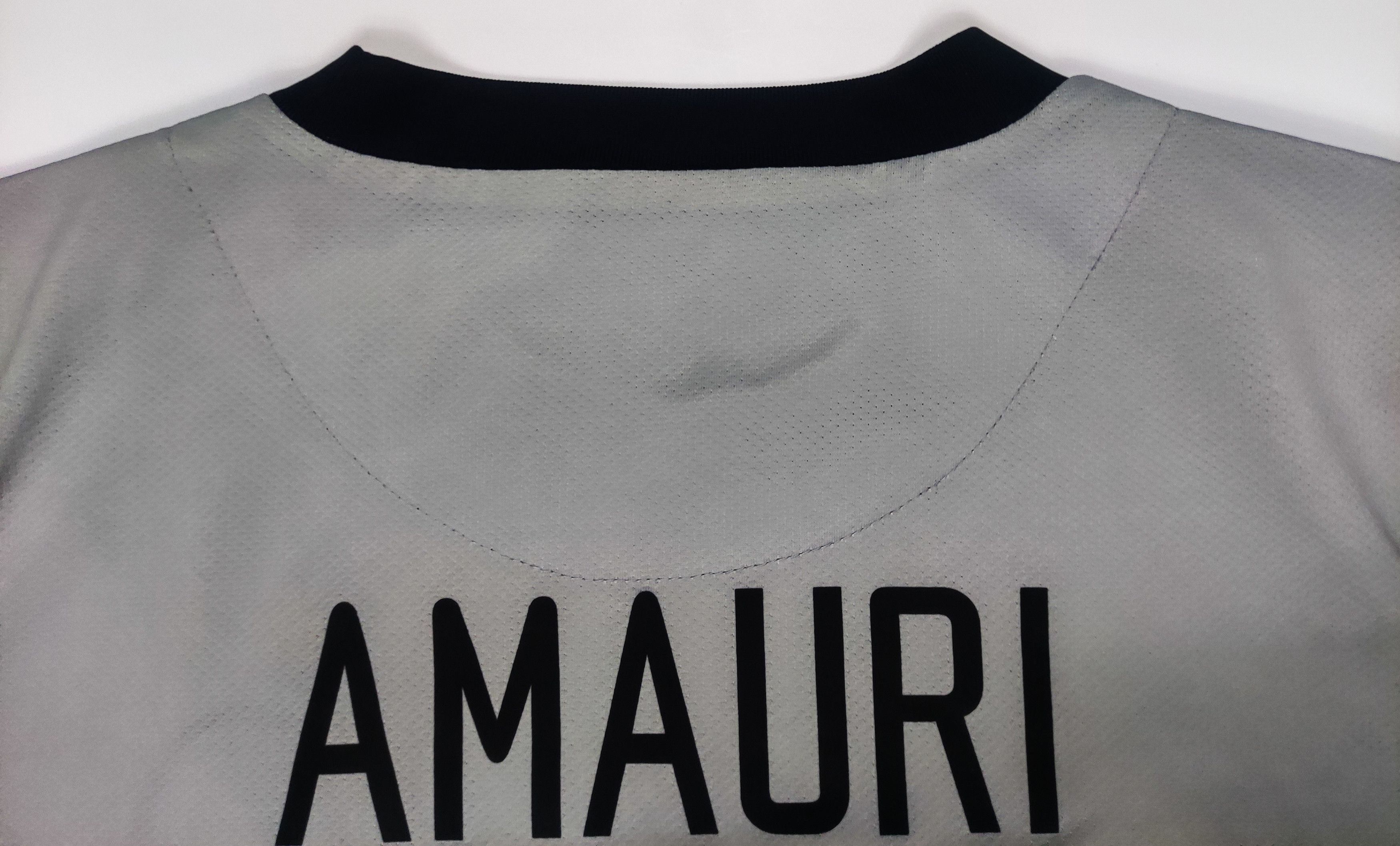 Nike Amauri #11 Juventus FC 2009 2010 Nike Away Shirt Kit Jersey Size US S / EU 44-46 / 1 - 11 Thumbnail