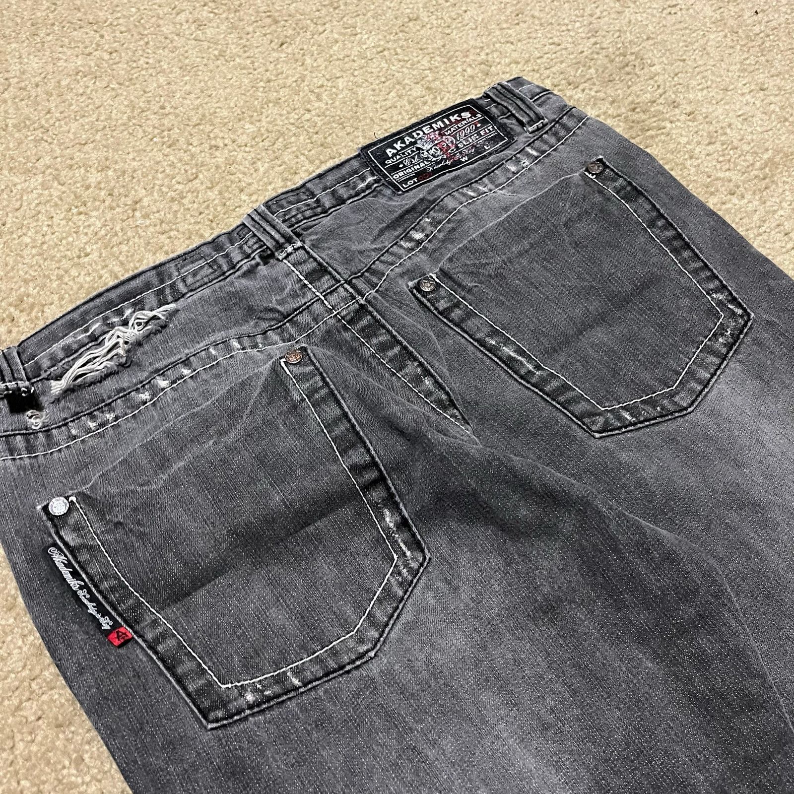 Akademiks Y2K Akademiks Baggy Skater Distressed Black Jeans 38Wx33L Size US 38 / EU 54 - 4 Thumbnail