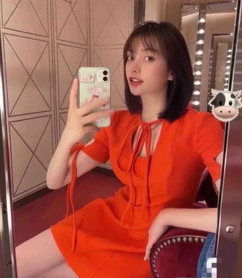 Gucci GucciRed tie bow wool short-sleeved dress Size XS / US 0-2 / IT 36-38 - 9 Thumbnail