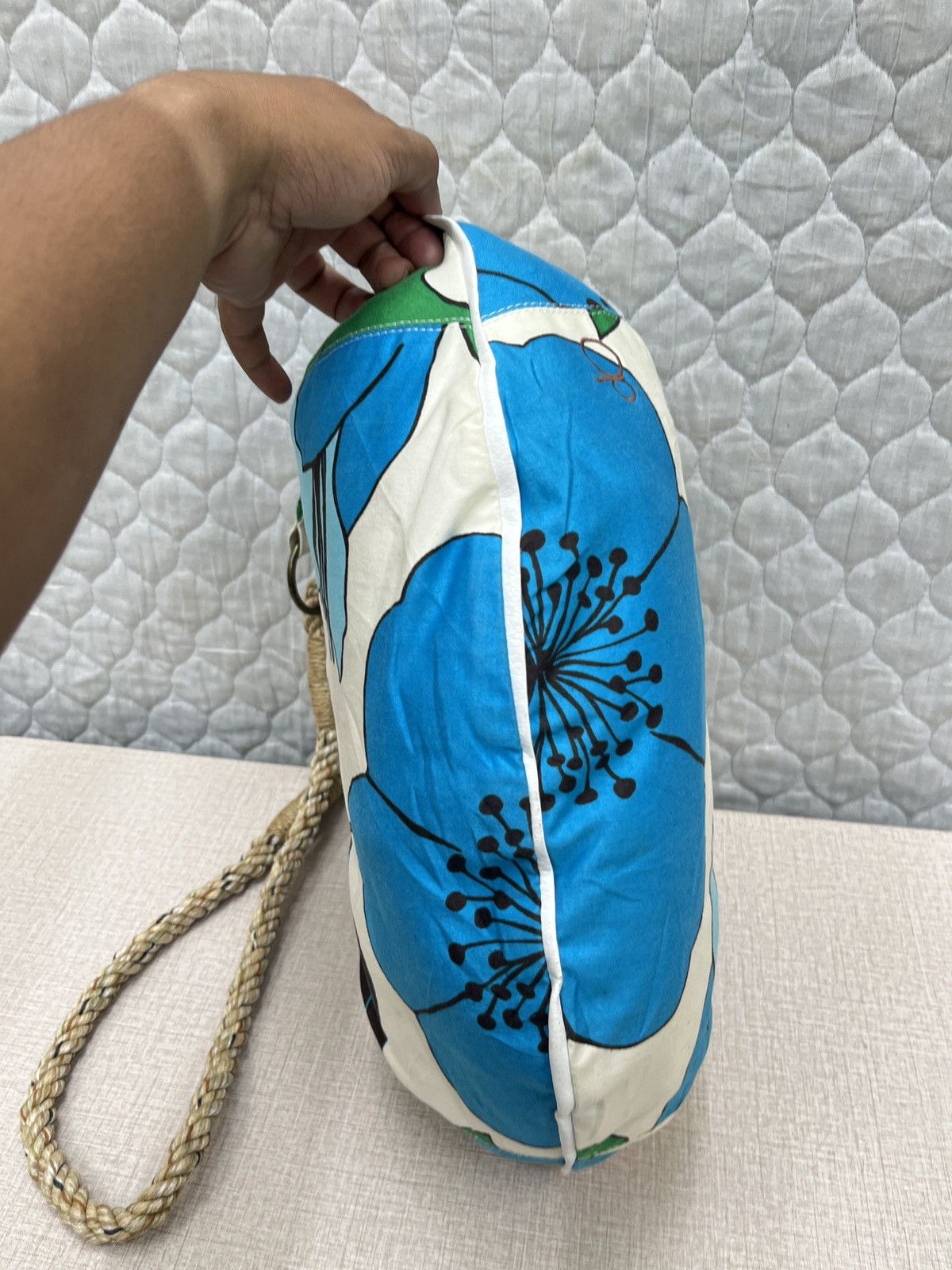 Ocean Pacific 🔥🔥🔥STEALS OCEAN PACIFIC FLORAL SLING BAG Size ONE SIZE - 16 Thumbnail