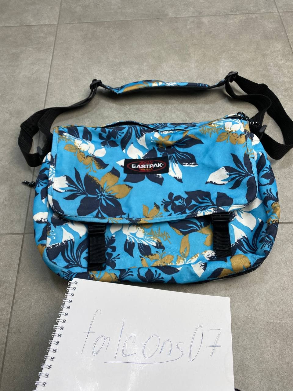 Eastpak Vintage Eastpack Floral Hawaiian Silhouette Y2K Surf Bag Size ONE SIZE - 2 Thumbnail