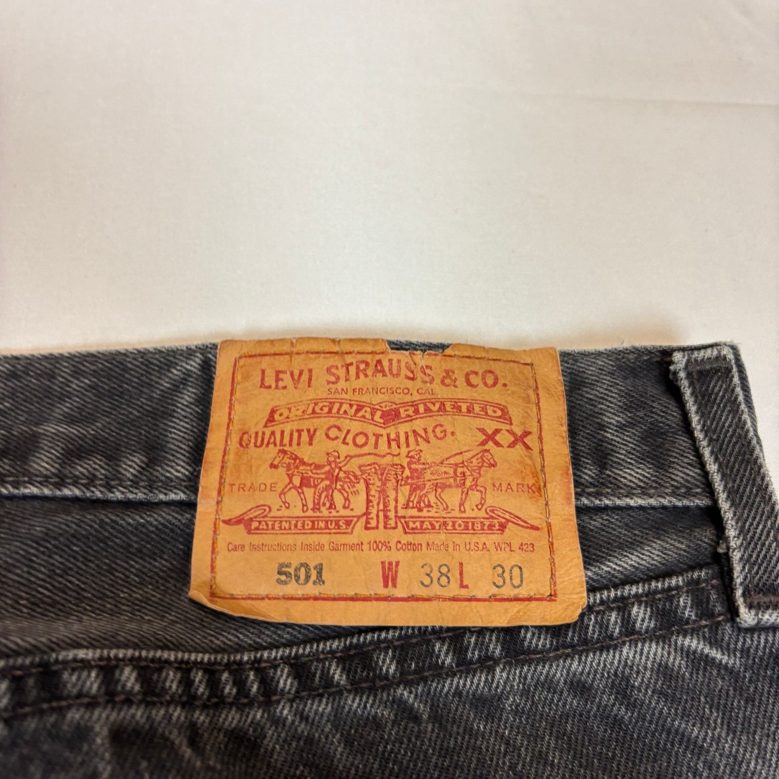 Levi's Vintage Levi's 501 Made in USA Straight Leg Jeans 35x29.5 Size US 35 - 3 Thumbnail