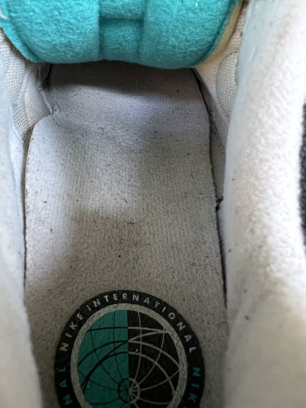 Nike Nike Air Icarus International 1992 Vintage Size US 9 | UK 8 Size US 9 / EU 42 - 17 Thumbnail