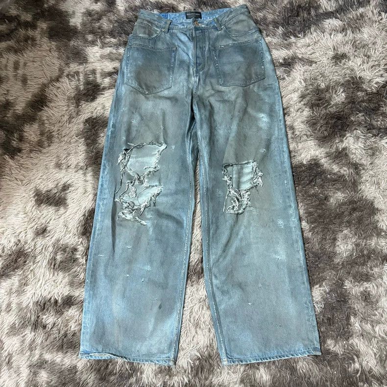 Balenciaga Balenciaga size xs Flip pocket mud dyed ripped baggy jeans Size US 28 / EU 44 - 1 Thumbnail