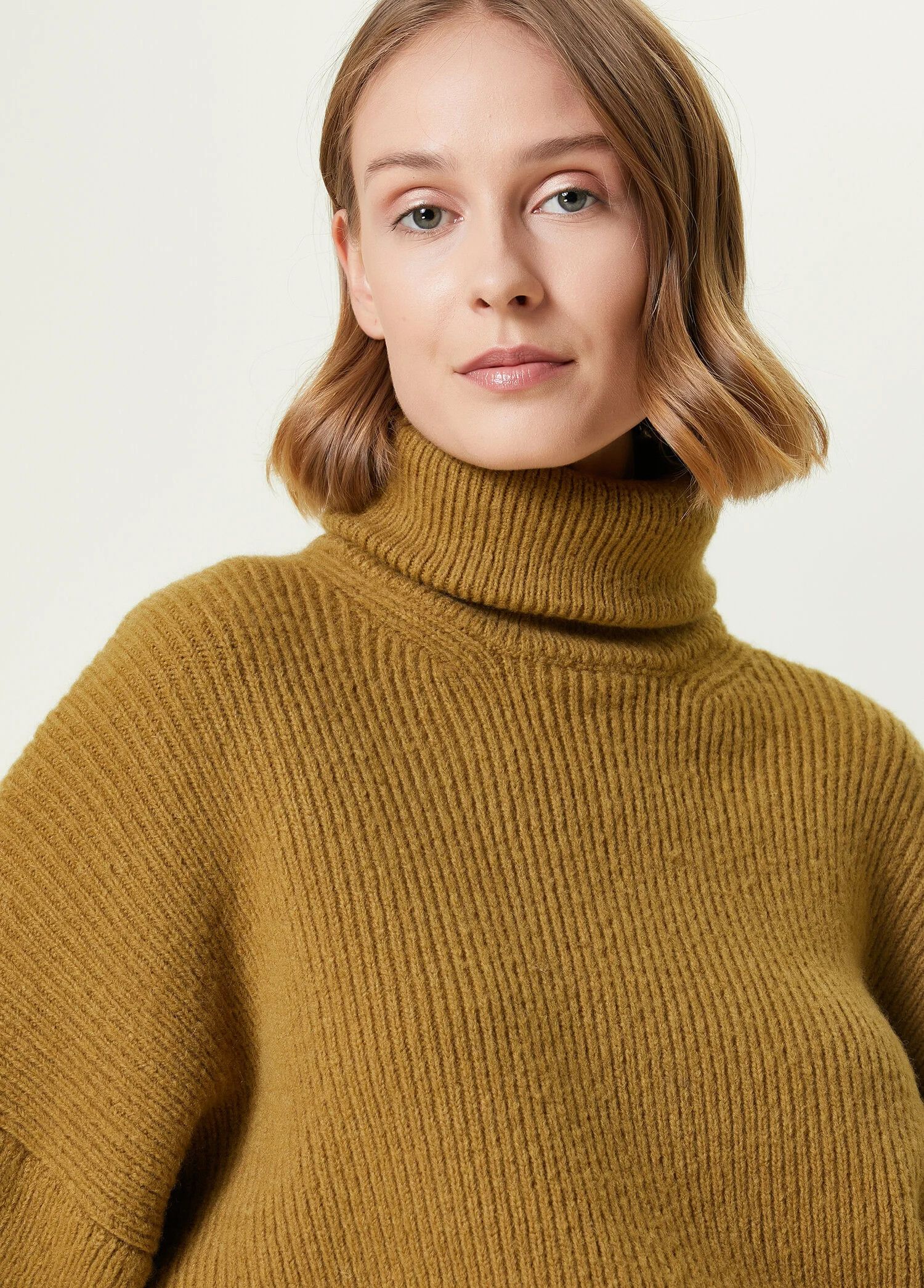 The Attico THE ATTICO Grace military green high neck wool sweater 42 Size M / US 6-8 / IT 42-44 - 5 Thumbnail