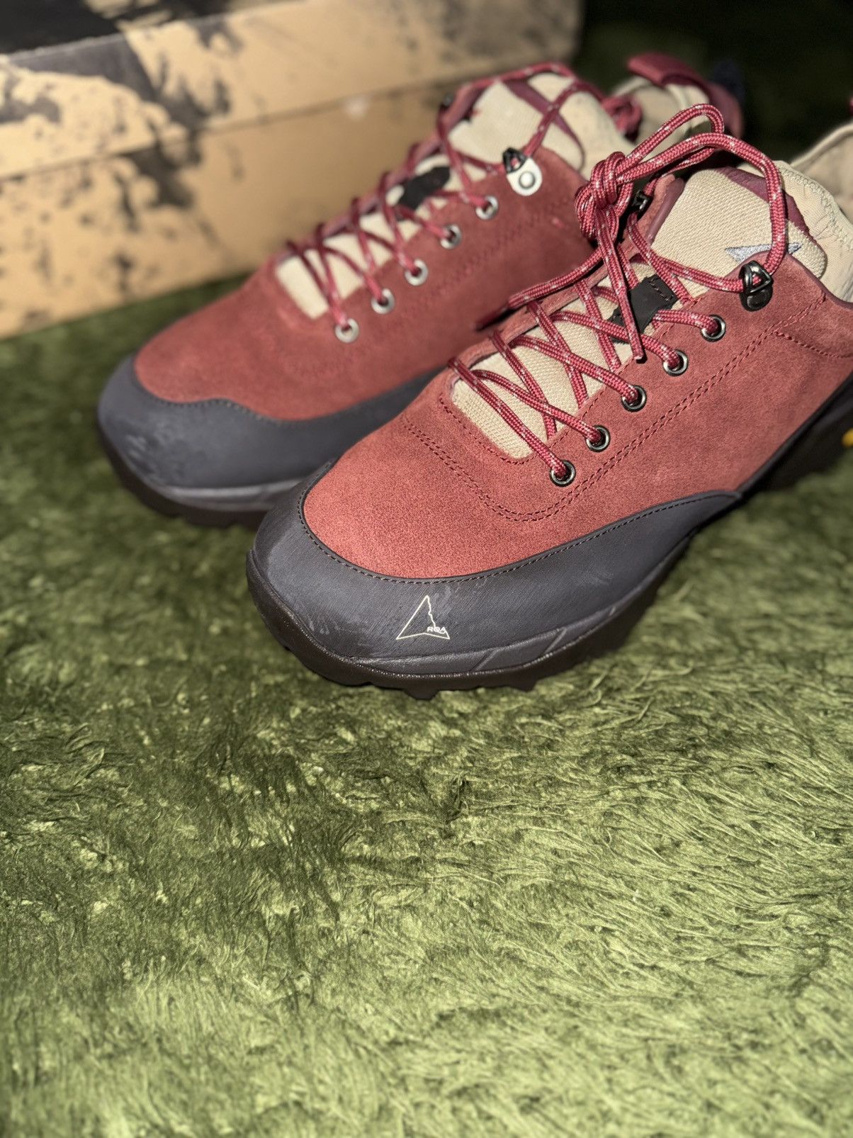 ROA [EU 44] ROA Hiking Neal Suede Sneakers Burgundy Black Size US 10.5 / EU 43-44 - 8 Thumbnail