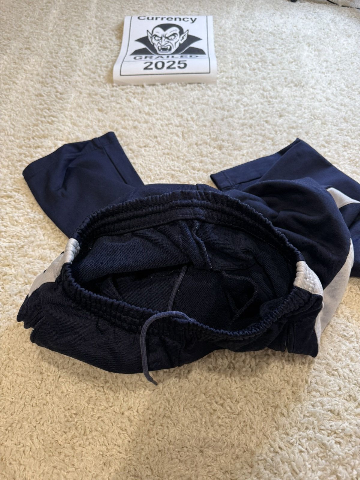 Balenciaga Balenciaga Dark Blue jogging pant Size US 27 - 11 Thumbnail