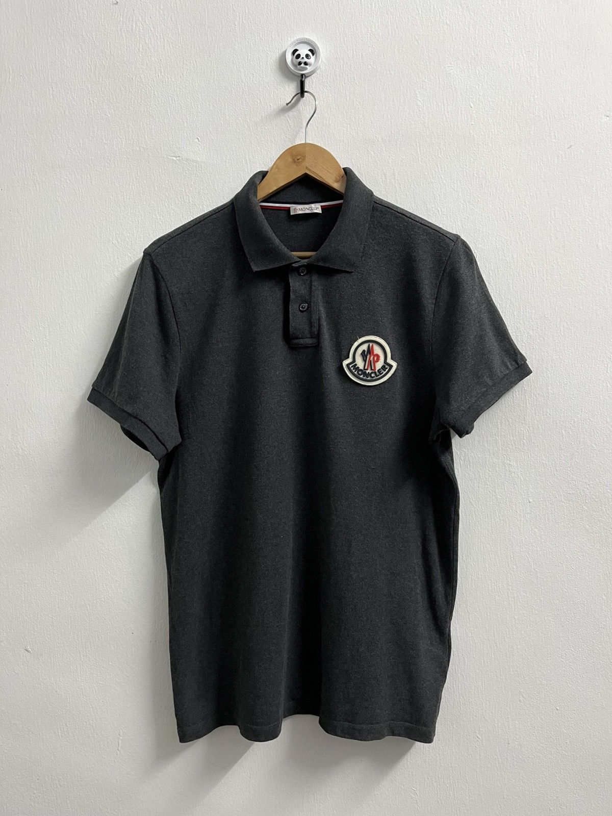 Moncler Moncler Polo Shirt Big Rubber Logo Size US L / EU 52-54 / 3 - 1 Thumbnail